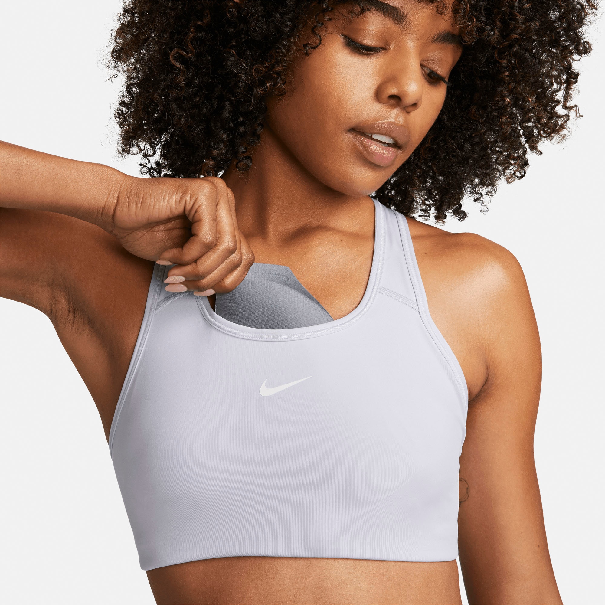 Nike Swoosh Medium-Support 1-Piece Pad Sports Bra Women - black