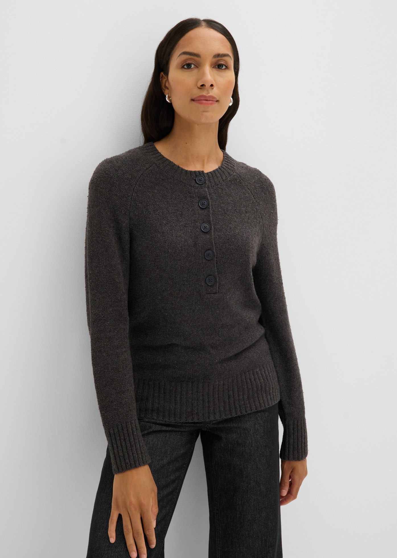 Image of bonprix Strickpullover mit Knöpfen, lässig geschnitten, im Casual-Stil