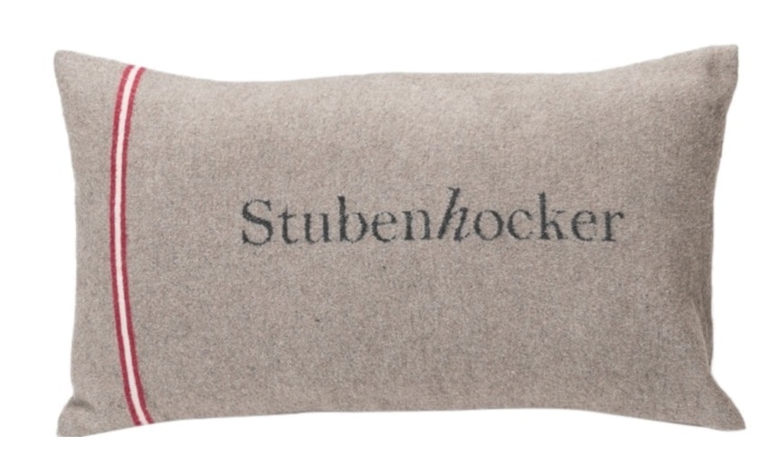 Image of DAVID FUSSENEGGER Kissenbezug, (1 St.), mit Schriftzug "Stubenhocker" - Made in Austria bei Ackermann Versand Schweiz