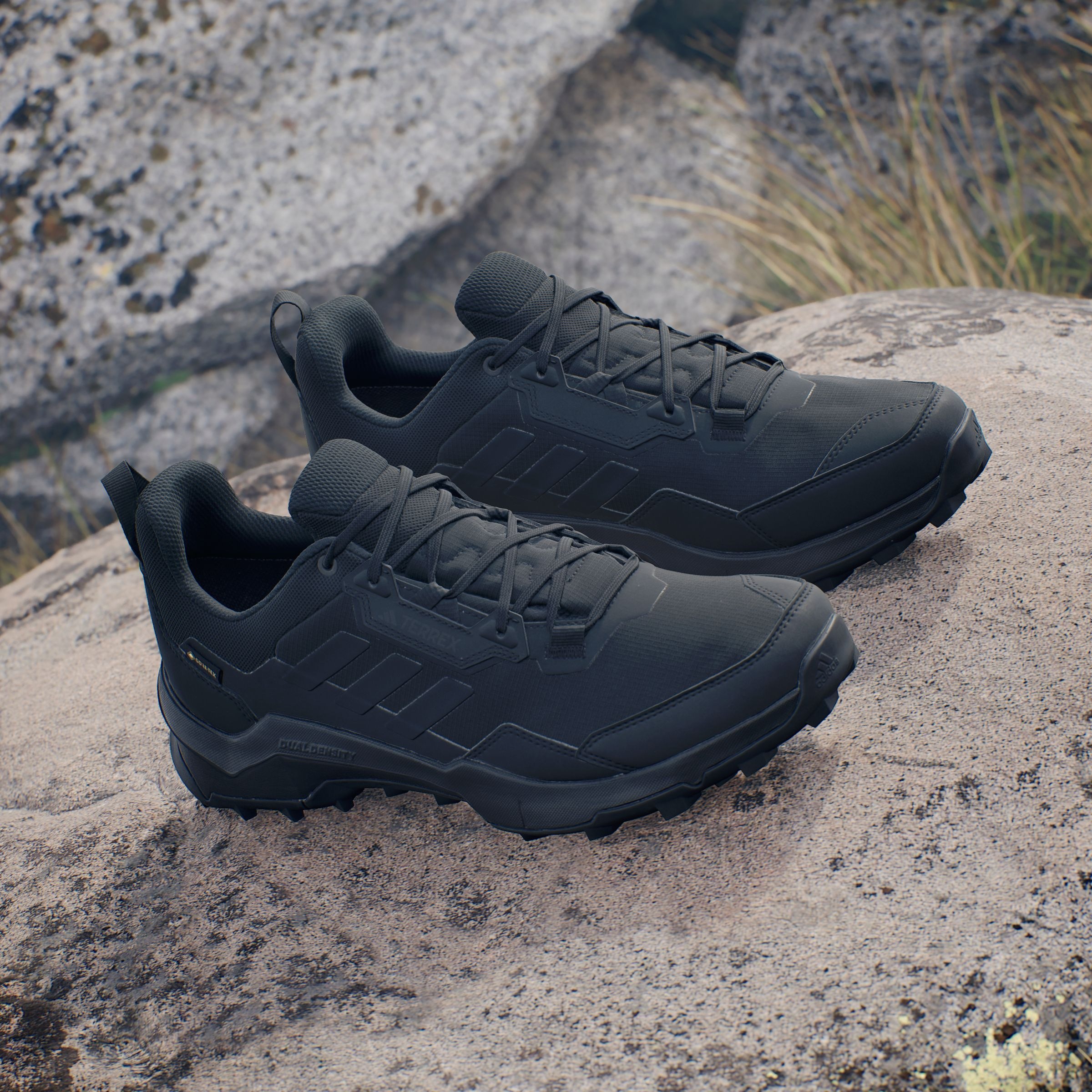 adidas TERREX Chaussure de randonnée »AX4 GORE-TEX«  wasserdicht dank Gore-Tex Membrane