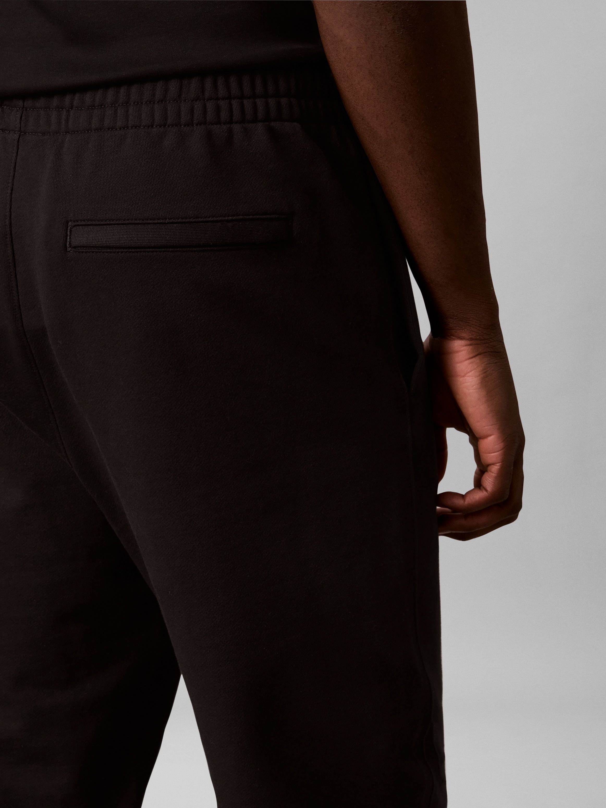 Image of Calvin Klein Sweathose elastische Bündchen, Reine Baumwolle, Glanzdruck