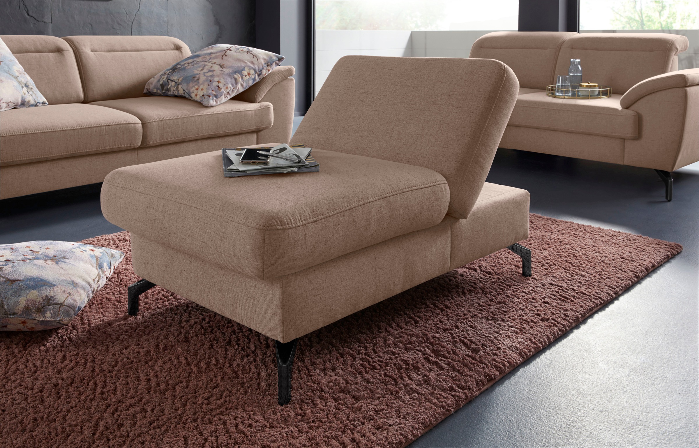 sit&more Hocker »Percy«, Fusshöhe 15cm, mit Klappfunktion, wahlweise in 2 Fussfarben