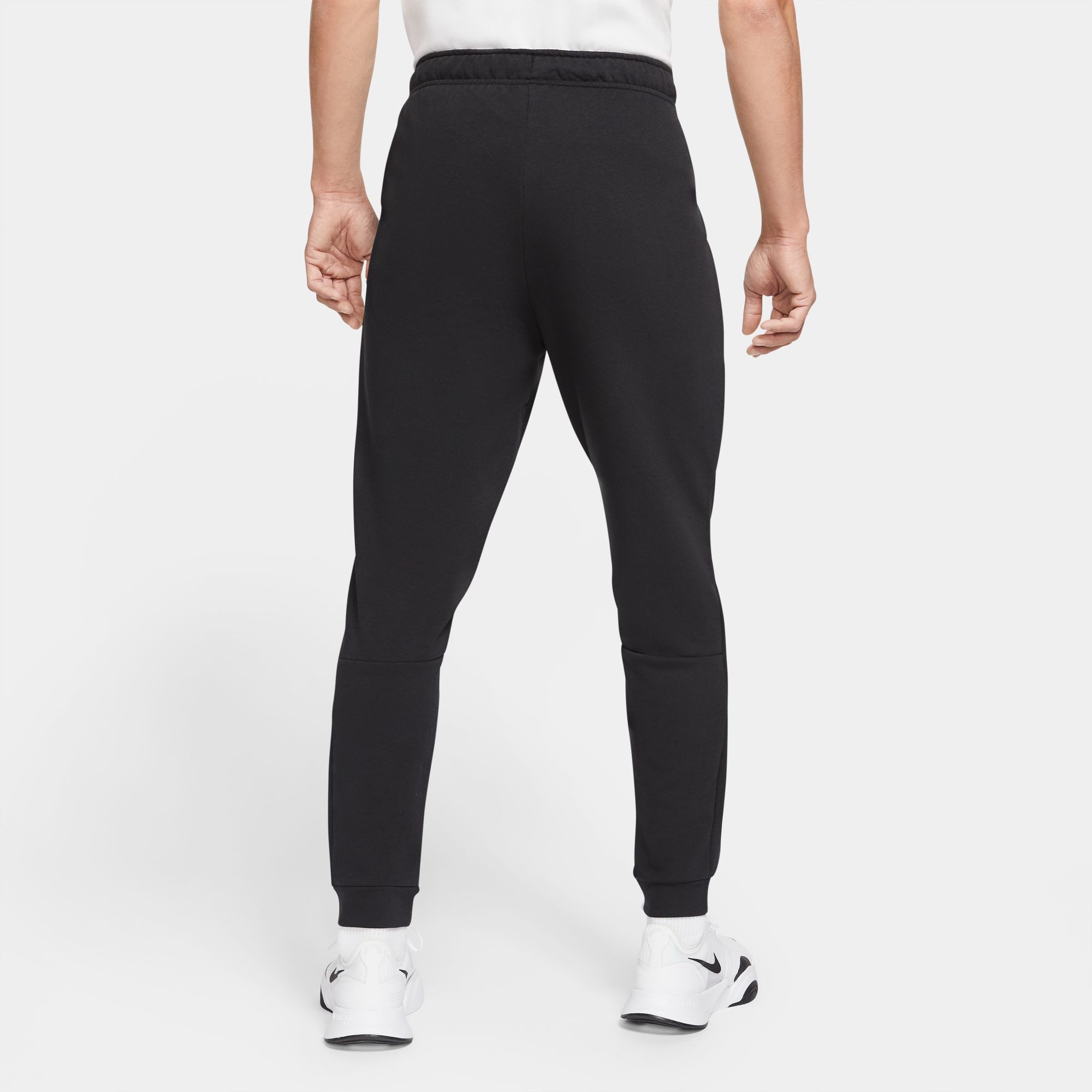 Nike Trainingshose »DRI-FIT MEN'S TAPERED TRAINING PANTS«