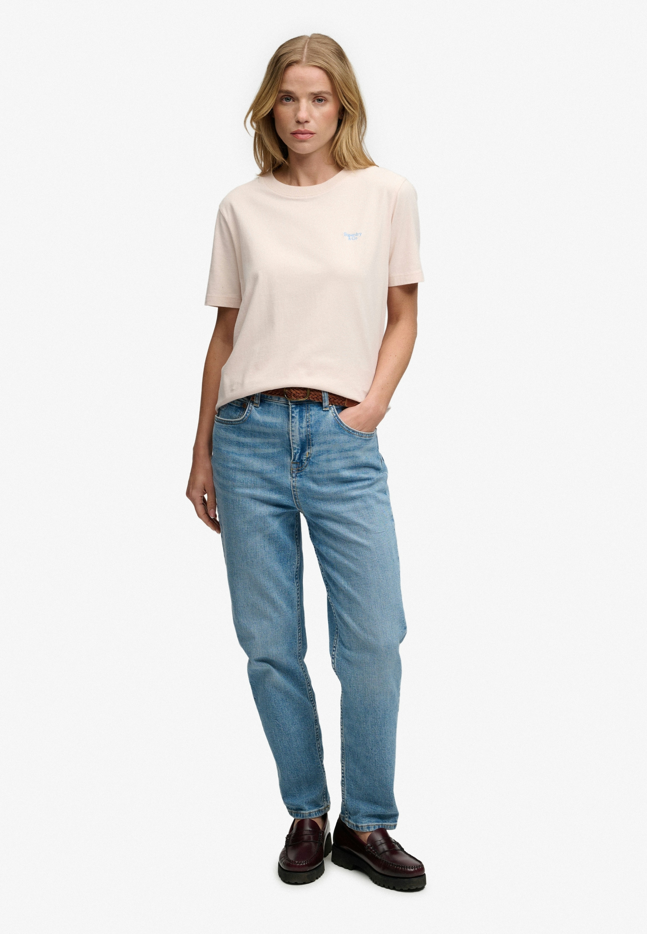 Superdry T-shirt »SIGNATURE EMB TEE« coton, coupe décontractée