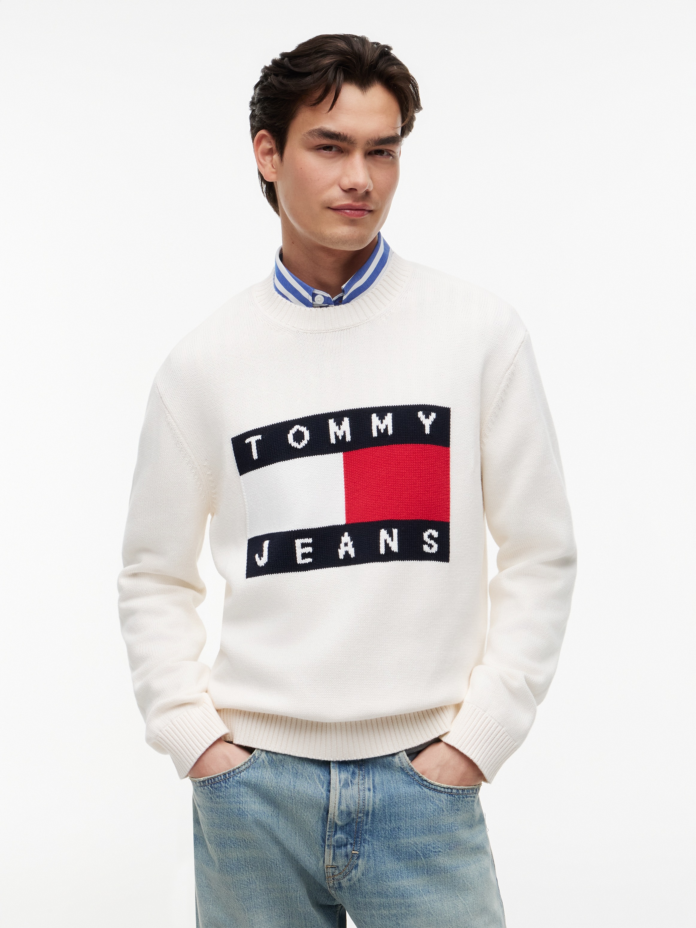 Image of Tommy Jeans Strickpullover "REGULAR FLAG SWEATER" Regular fit mit Rundhalsausschnitt
