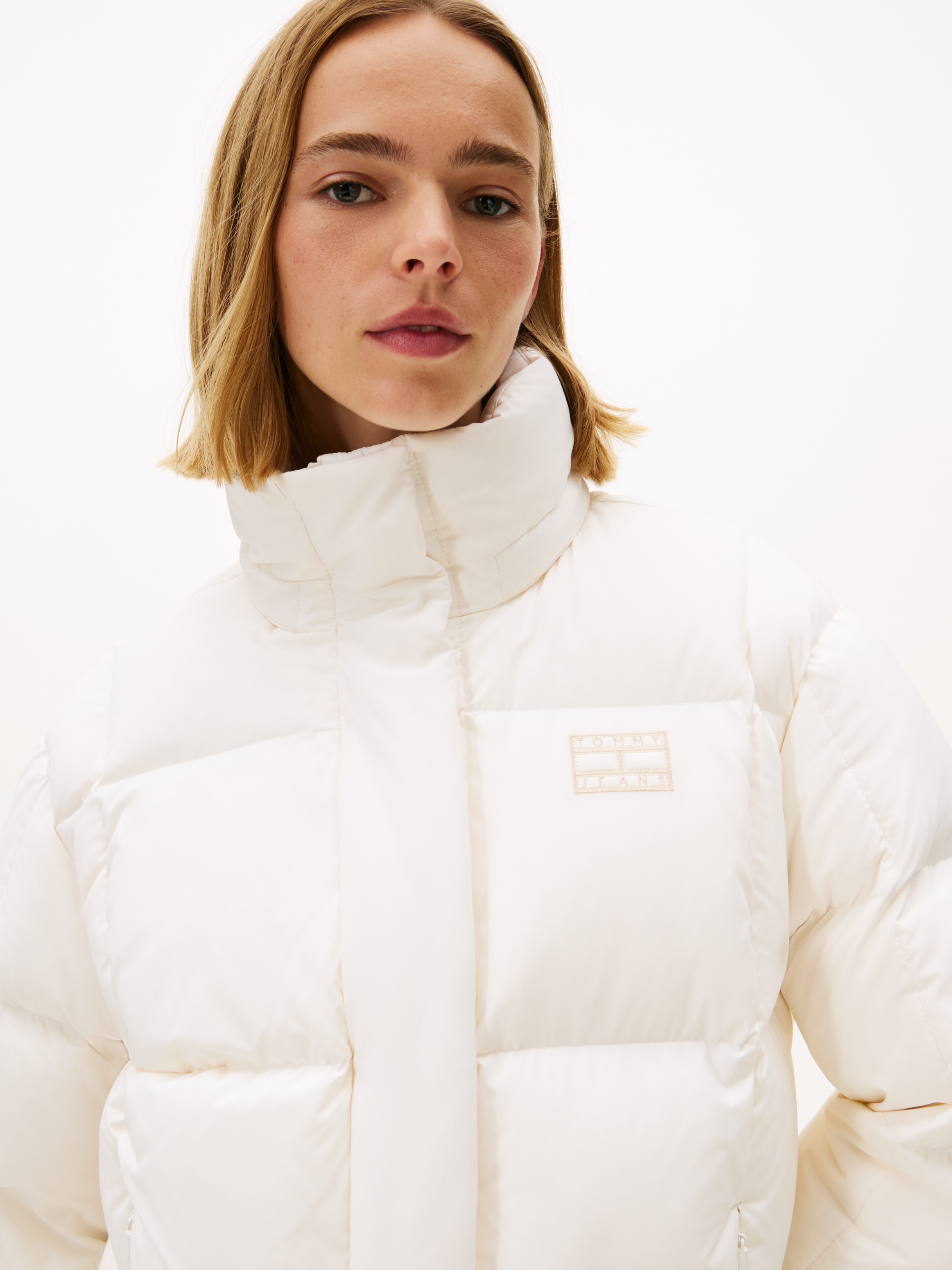 Tommy Jeans Steppjacke »TJW ALASKA GRID DOWN JACKET EXT« mit Kapuze