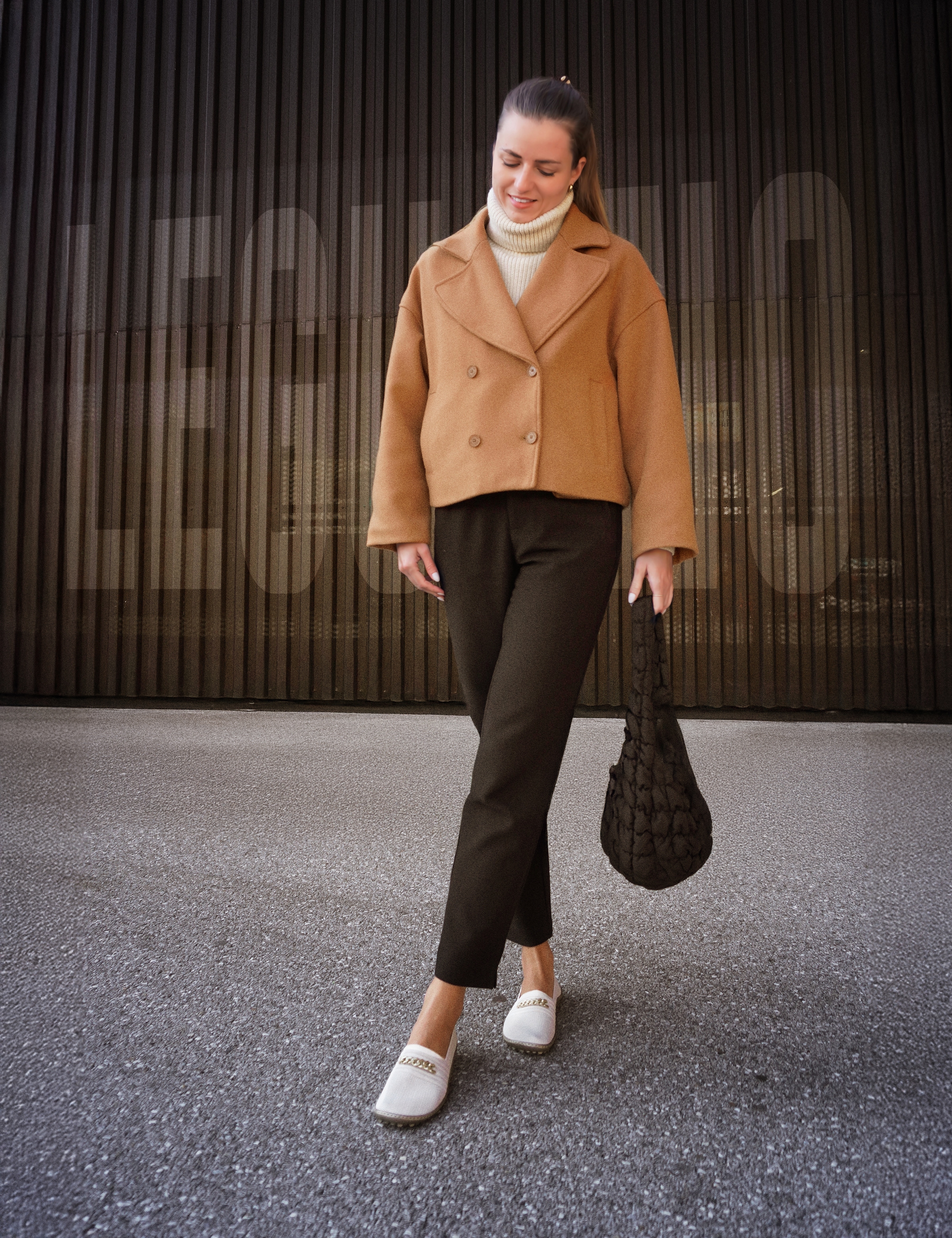 Leguano Chaussures pieds nus »LADY FAMOUS«  flats, ballerines, chaussures confort avec chaîne décorative dorée