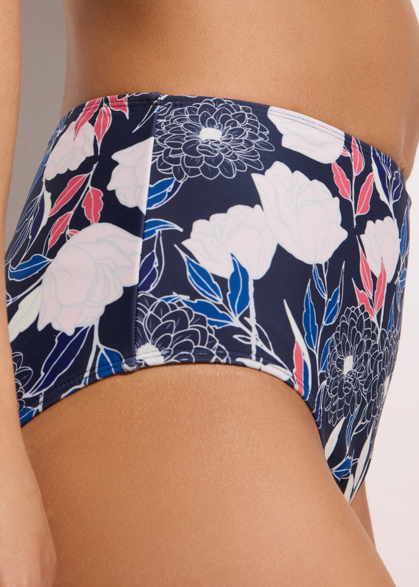 bonprix Pantalon de bikini taille haute, motif floral, style sportif