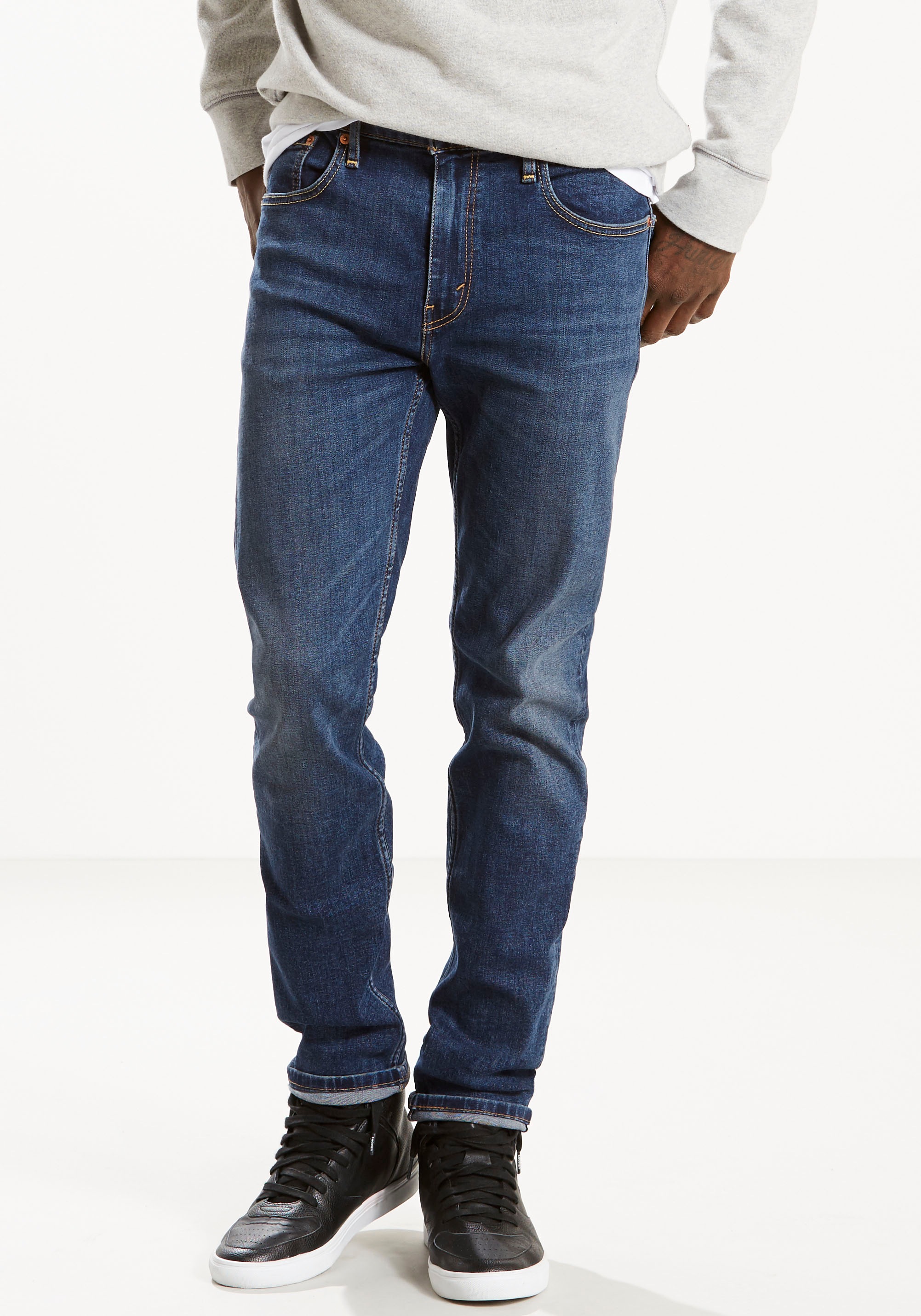 Image of Levis Tapered-fit-Jeans "6" in elegantem, modernem Stil