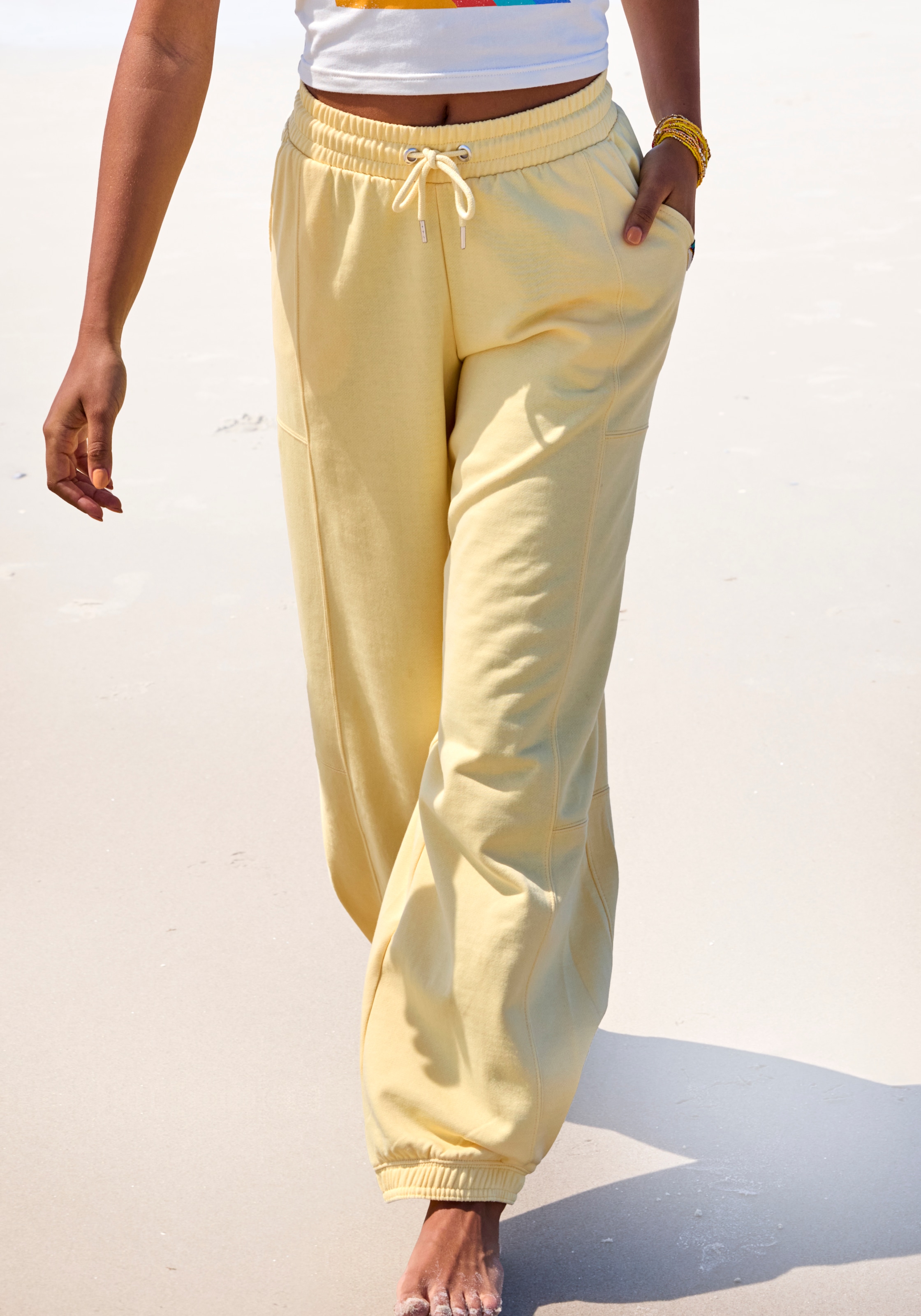 Image of Bench. Sweathose mit seitlichen Eingrifftaschen, Loungewear