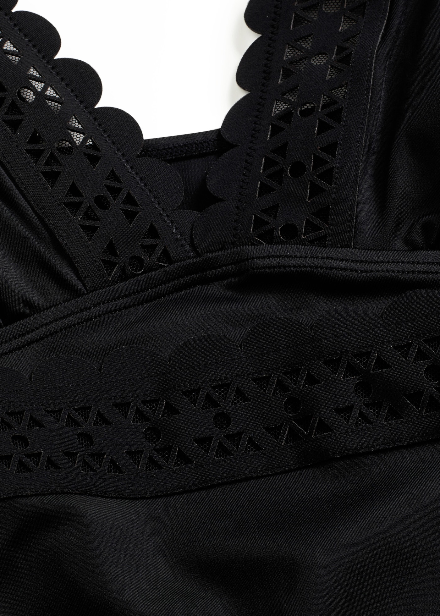 bonprix Maillot de bain aus Polyamid und Elasthan, mit Polyesterfutter