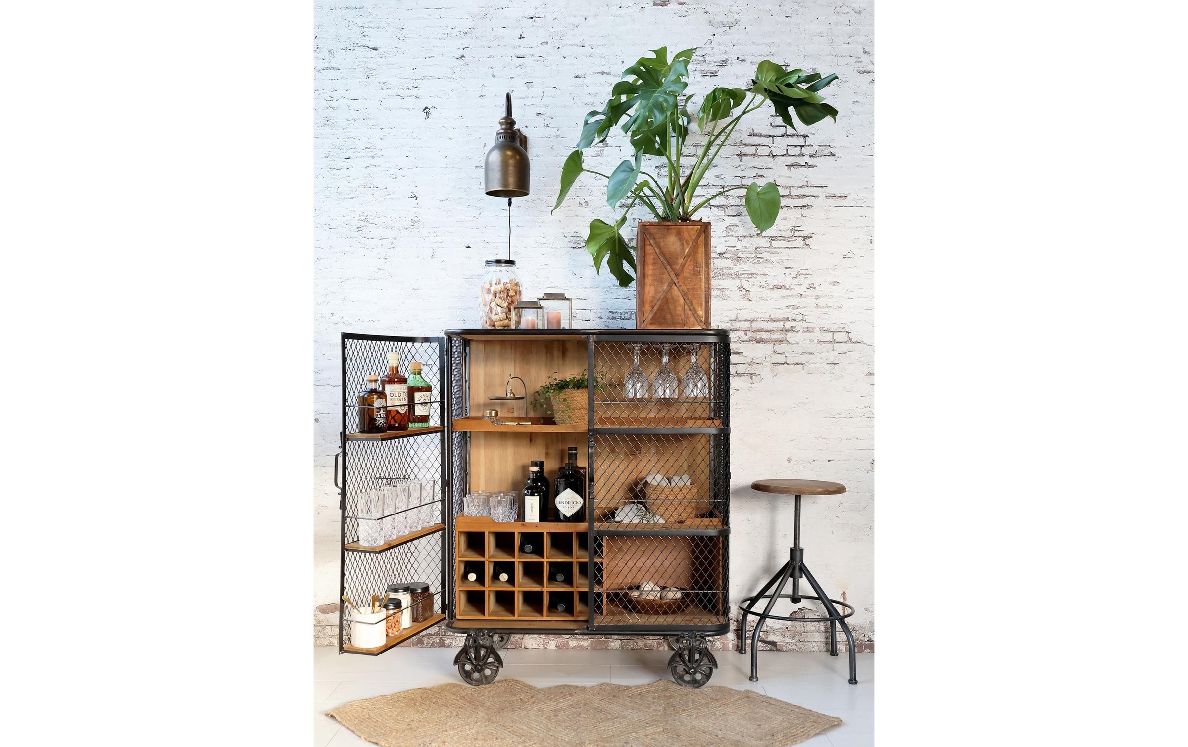 Barschrank »Chic Antique 49.5 cm x 116.5 cm, Nature/Schwarz«