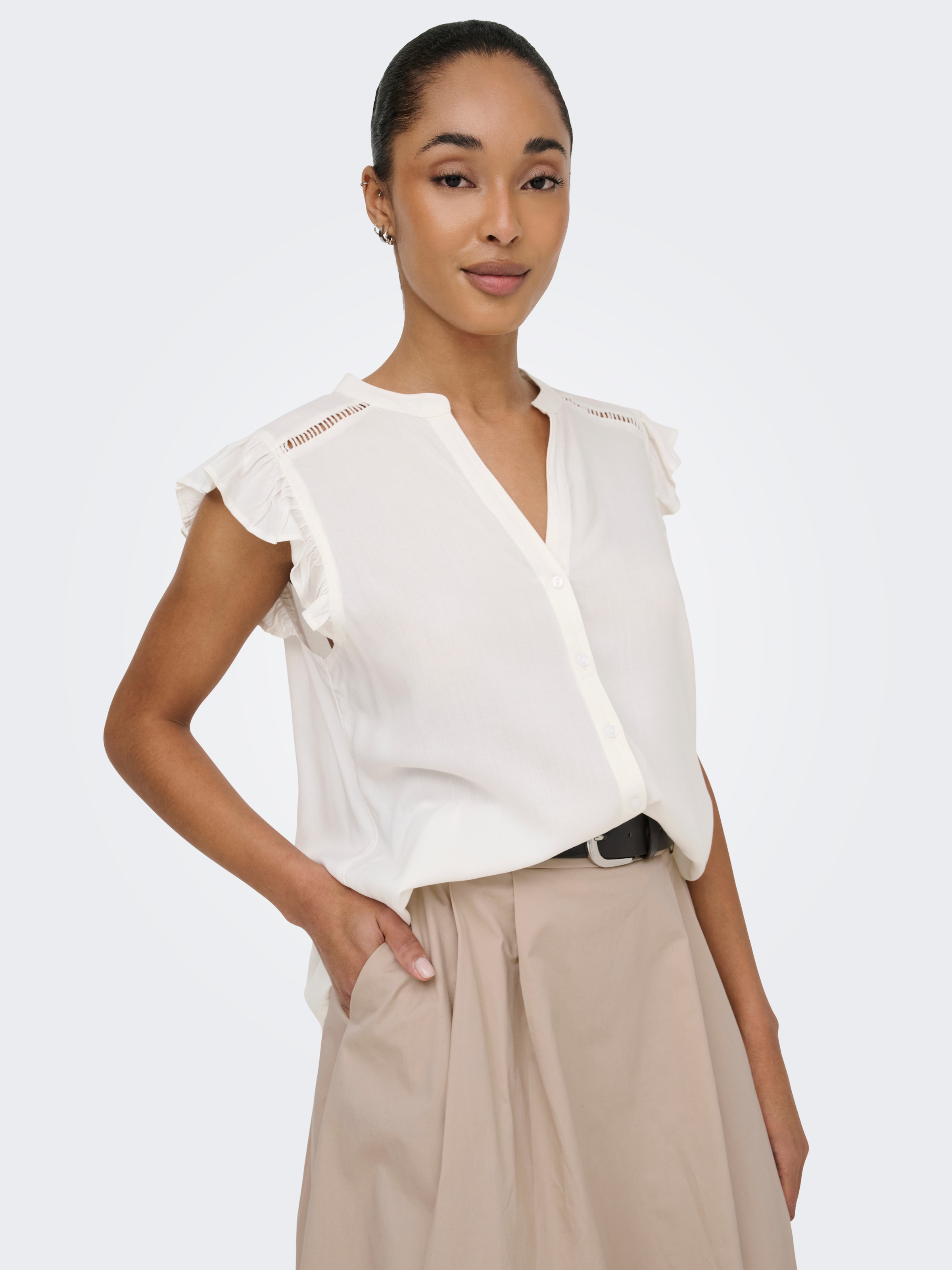 ONLY Blouse à manches courtes »ONLROSELLA LIFE CAPSLEEVE SHIRT WVN NOOS« viscose, coupe regular