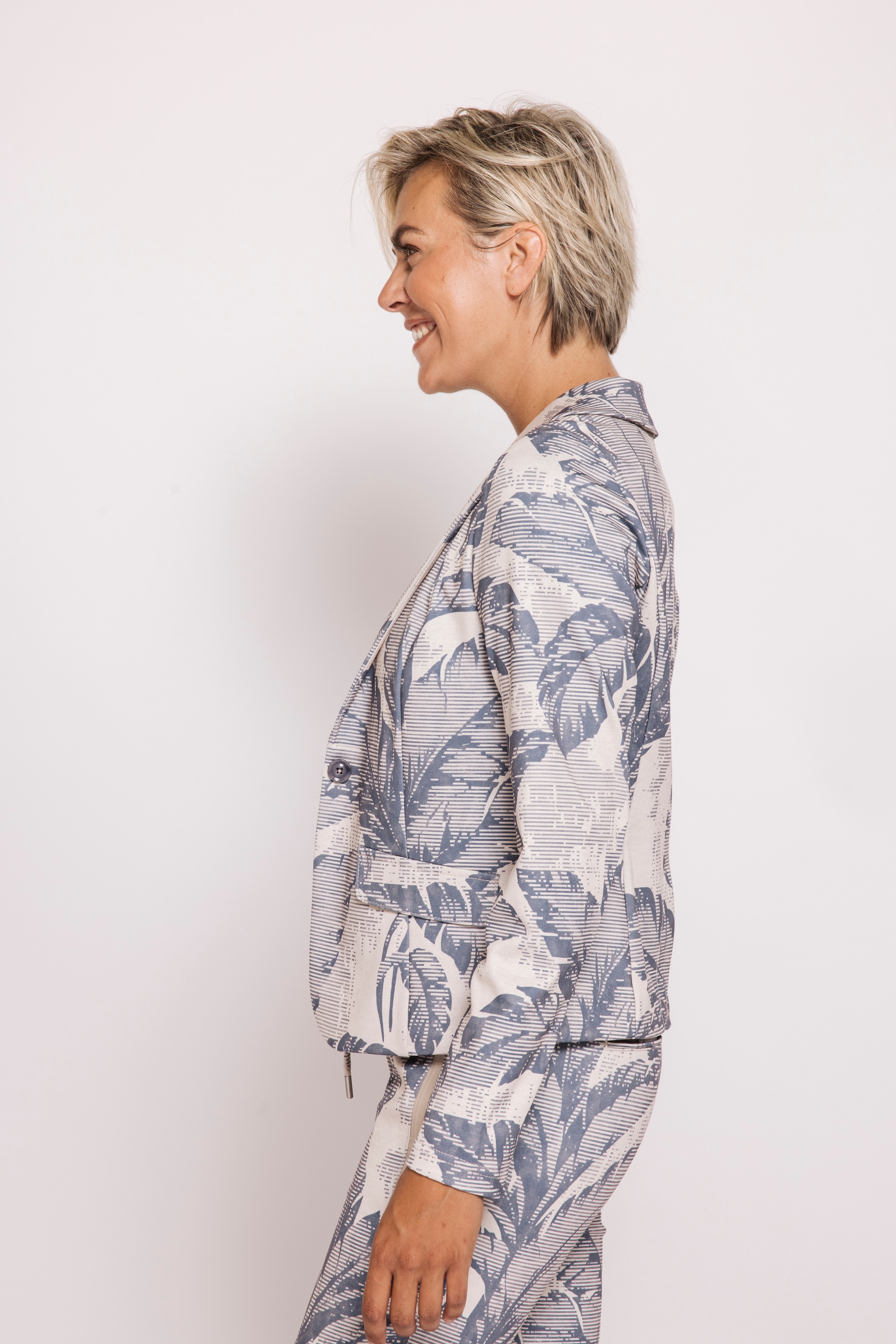 Zhrill Kurzblazer »BETSY« grafisches Allover-Muster, tailliert