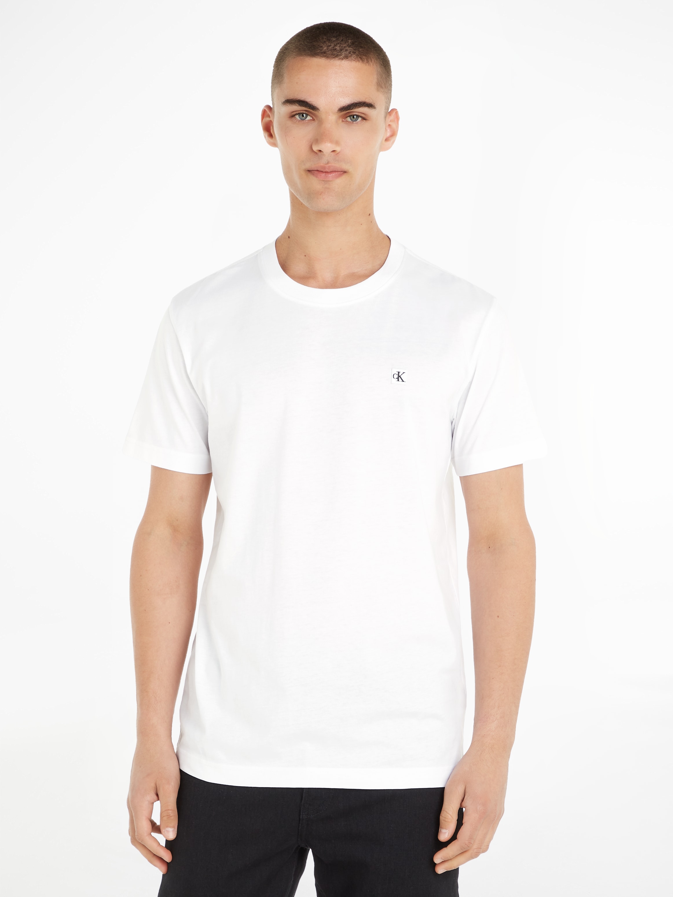 Jeans TEE«, versandkostenfrei ♕ mit Calvin Klein auf Logopatch T-Shirt BADGE »CK EMBRO