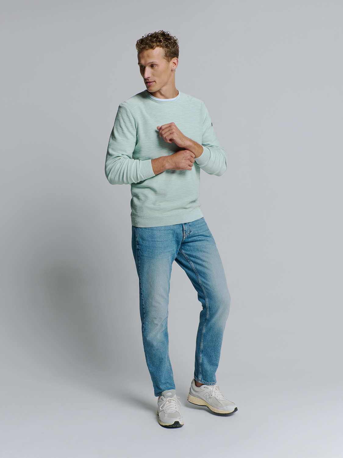 NO EXCESS Rundhalspullover mit Logo Stickerei