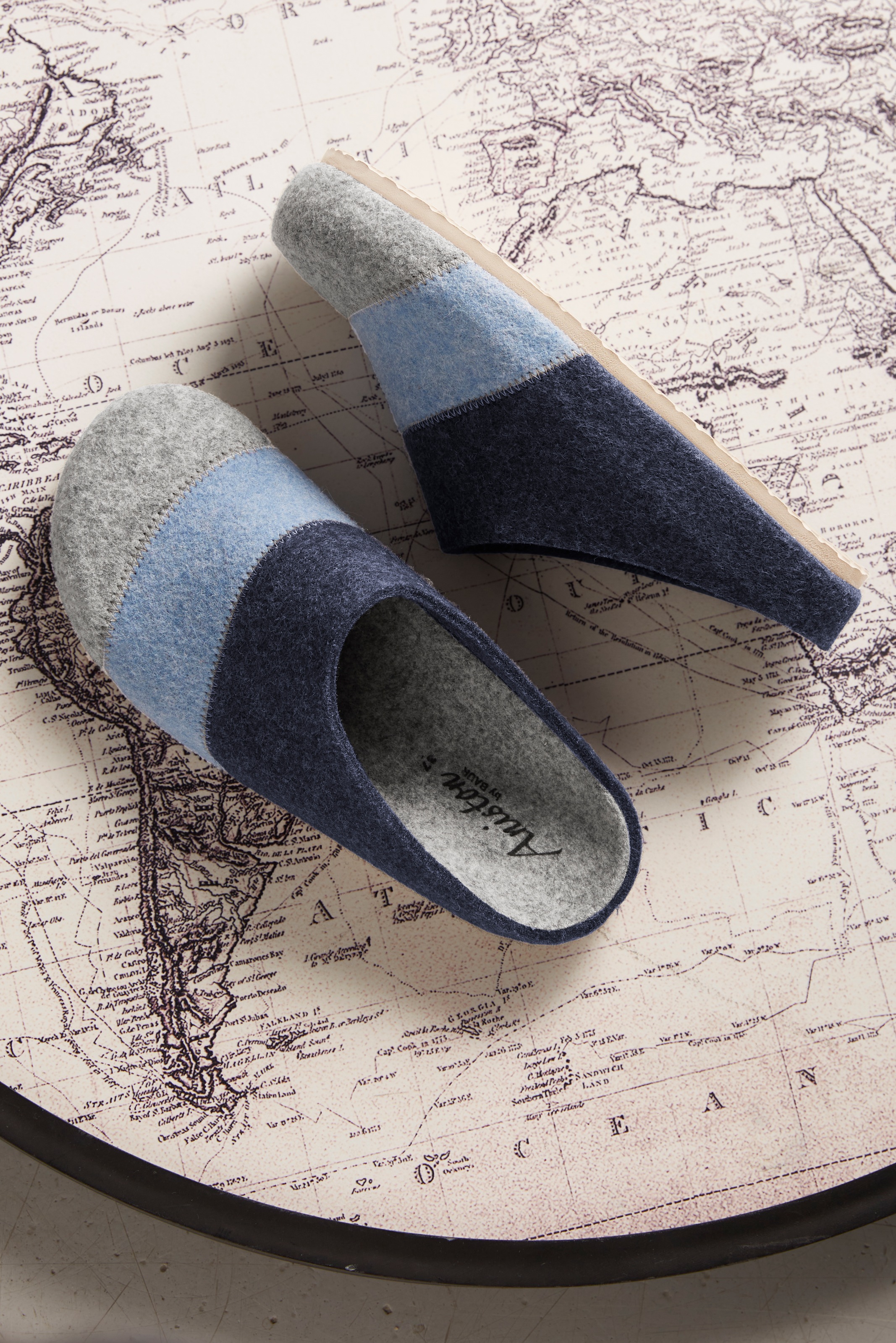 Aniston SHOES Sabot »Panal«  Chausson d'intérieur, pantoufle maison en patchwork