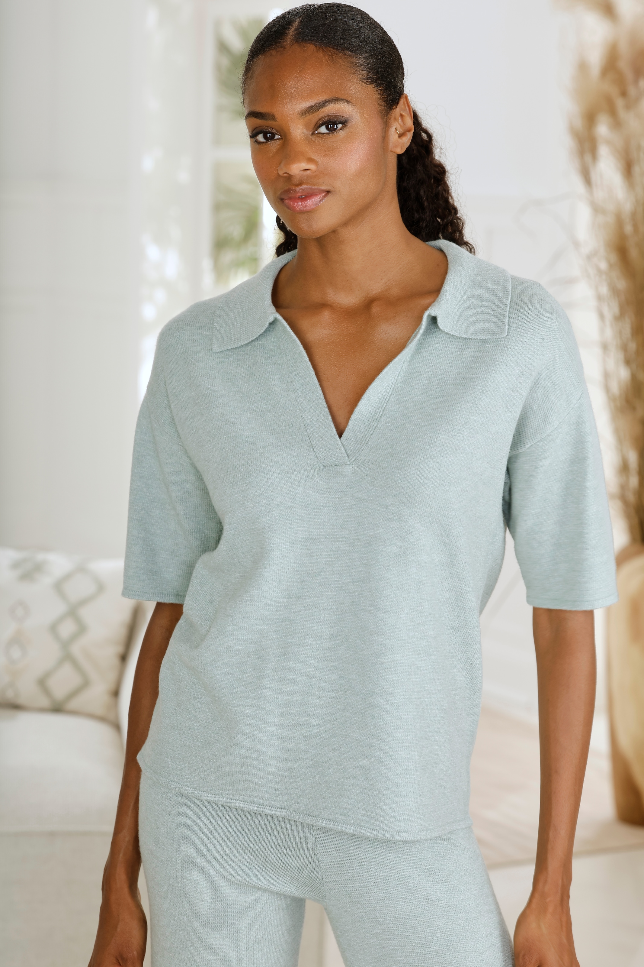 Image of LASCANA Poloshirt aus hochwertigem Strick, Loungewear