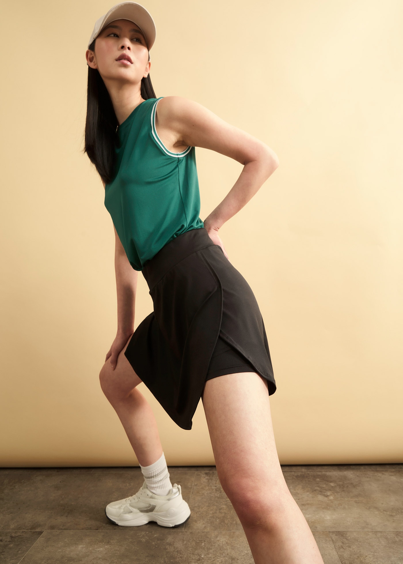 bonprix Jupe d'été »Sport-Rock mit integrierter Radlerhose, schnelltrocknend« Sport-Rock mit integrierter Radlerhose, schnelltrocknend