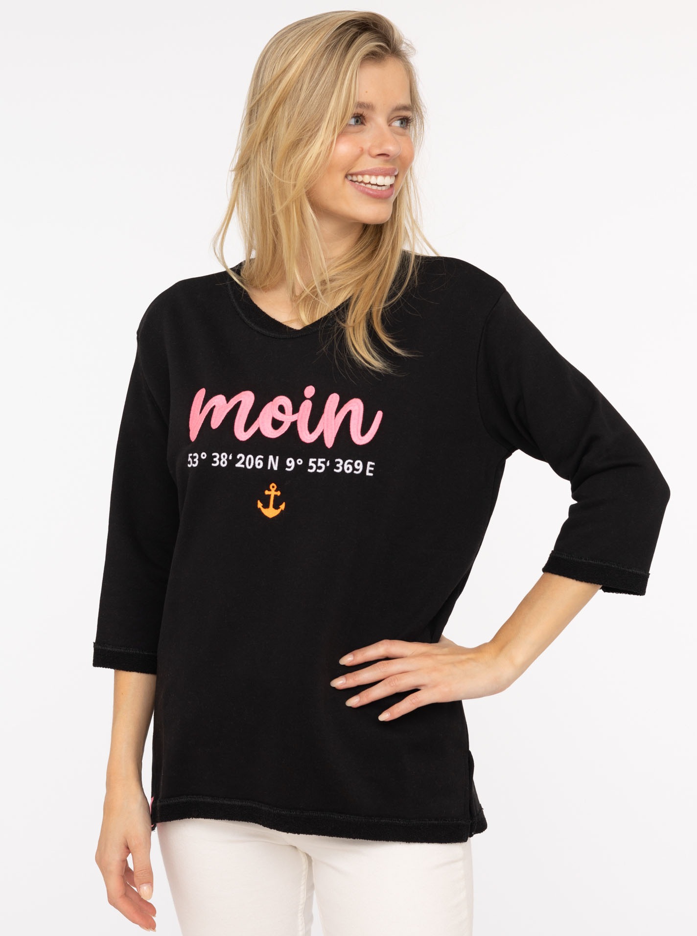 Image of Zwillingsherz 3/4-Arm-Shirt ""Moin"" mit Moin Stickerei und Anker, ausgefranste Kanten