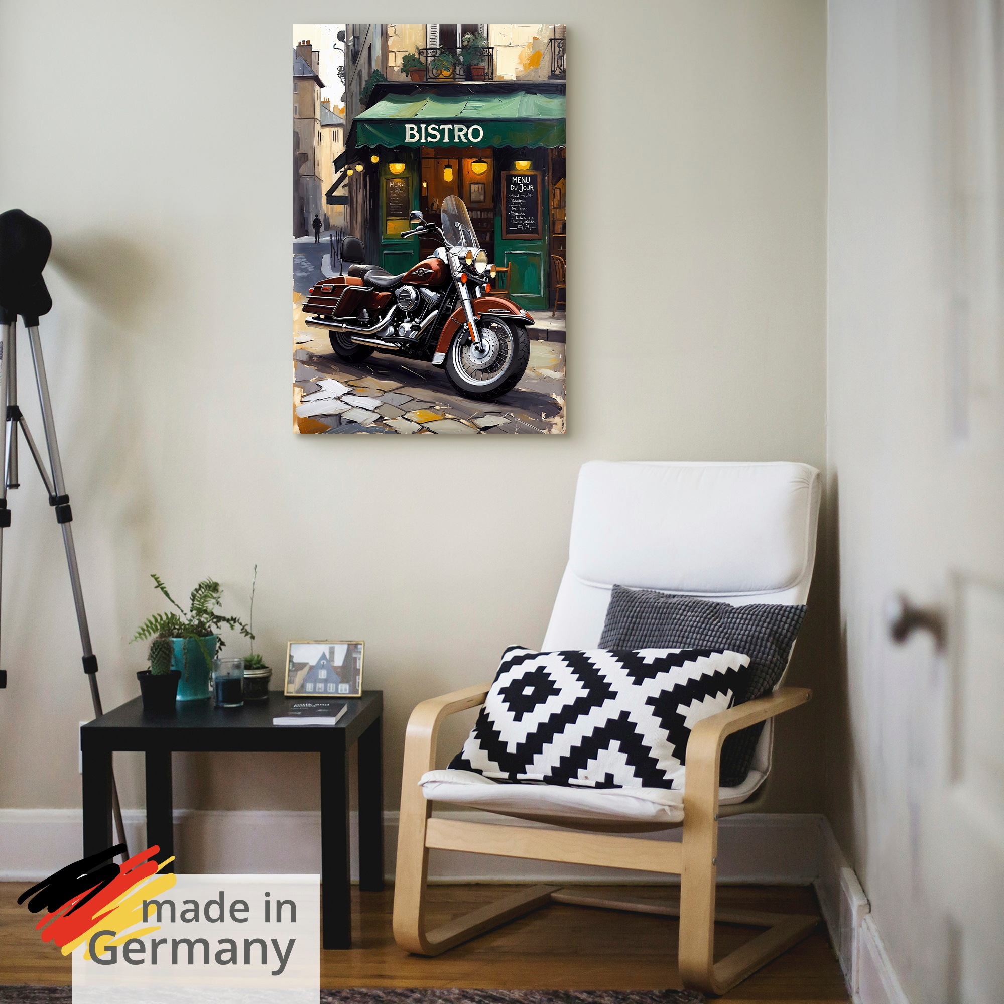 Artland Wandbild "Eine parkende Harley vor einem Bistro" 1 Stk. tlg. als Alubild, Leinwandbild, Poster, Wandaufkleber in verschied. Größen