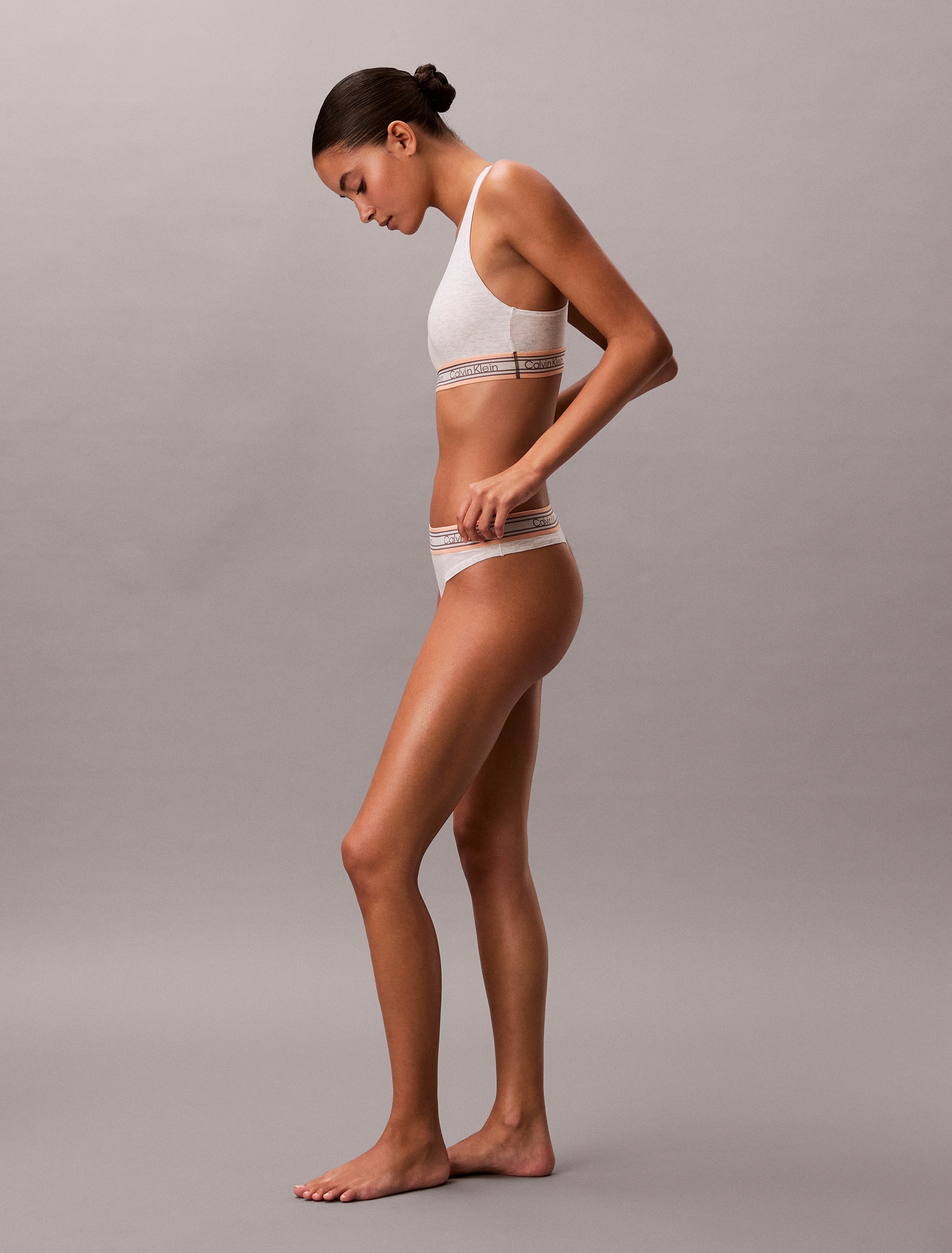 Calvin Klein Underwear Soutien-gorge à bretelles coupe près du corps avec ceinture élastique