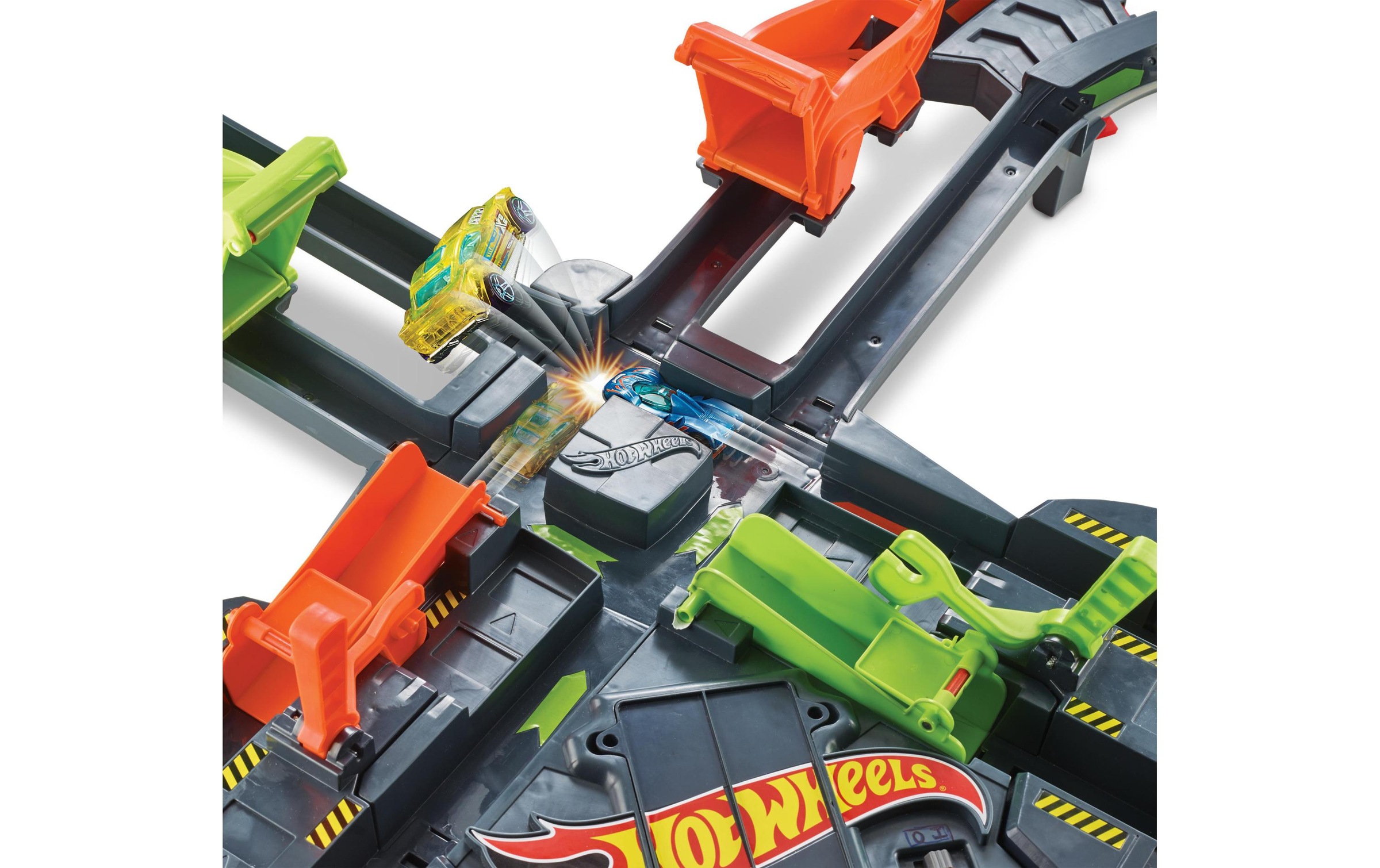 Hot Wheels Autorennbahn »Super-Mega Crash«
