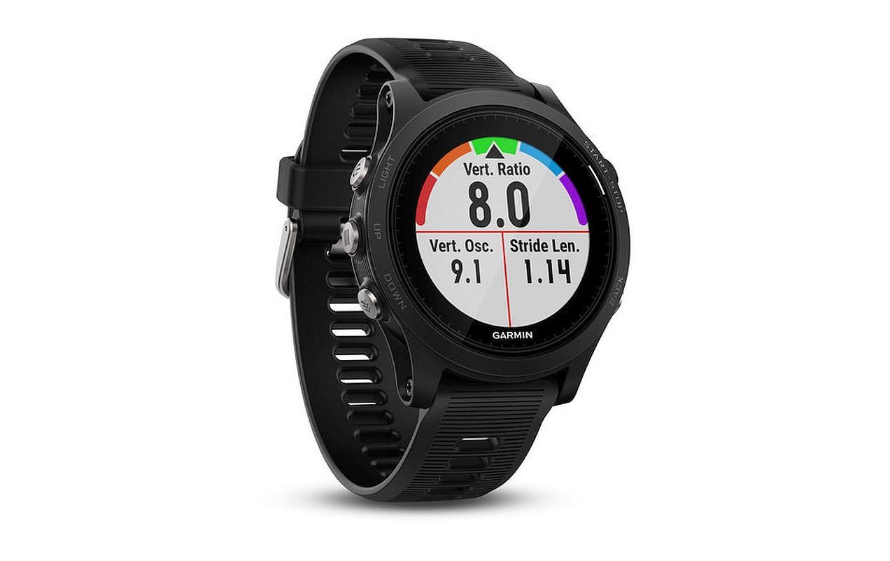 Garmin Fitnessuhr »GPS-Sportuhr Forerunner 935 Schwarz«
