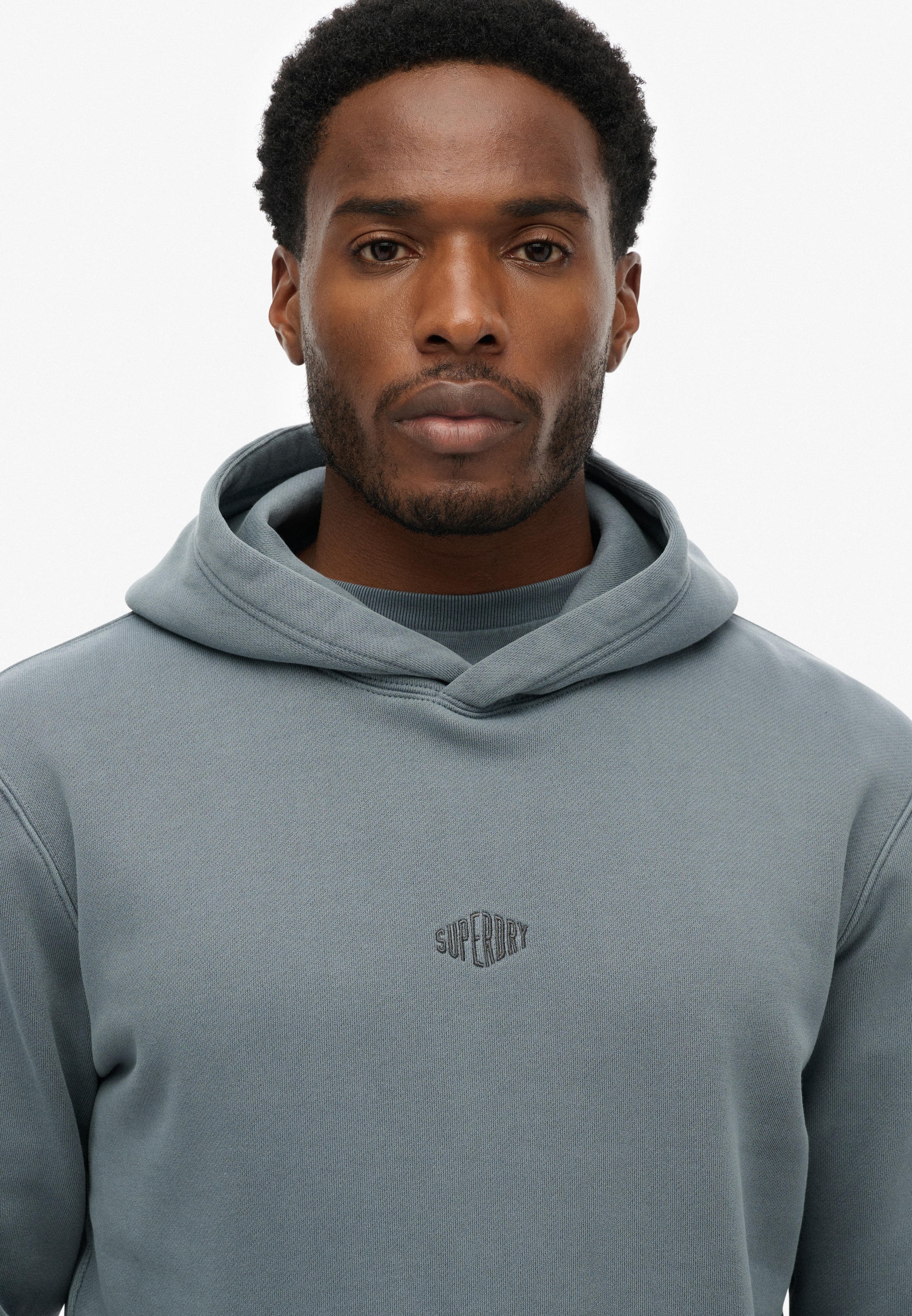 Superdry Sweat à capuche »MICRO LOGO HOOD«, mit Micro-Marken-Logo
