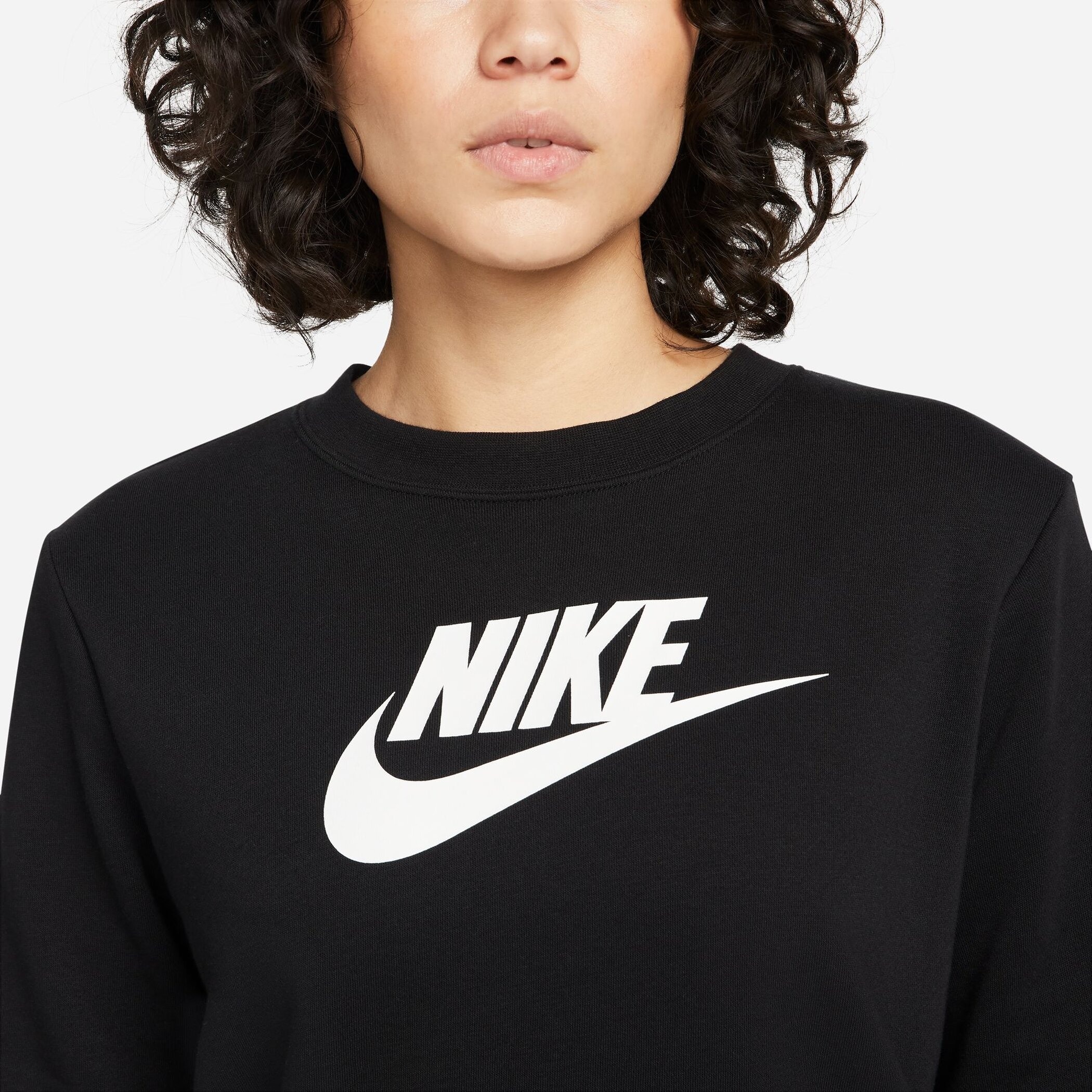 Nike Sportswear Sweatshirt »Club Fleece Women's Logo Crew-Neck Sweatshirt«, Damen Pullover aus weichem Fleece Material