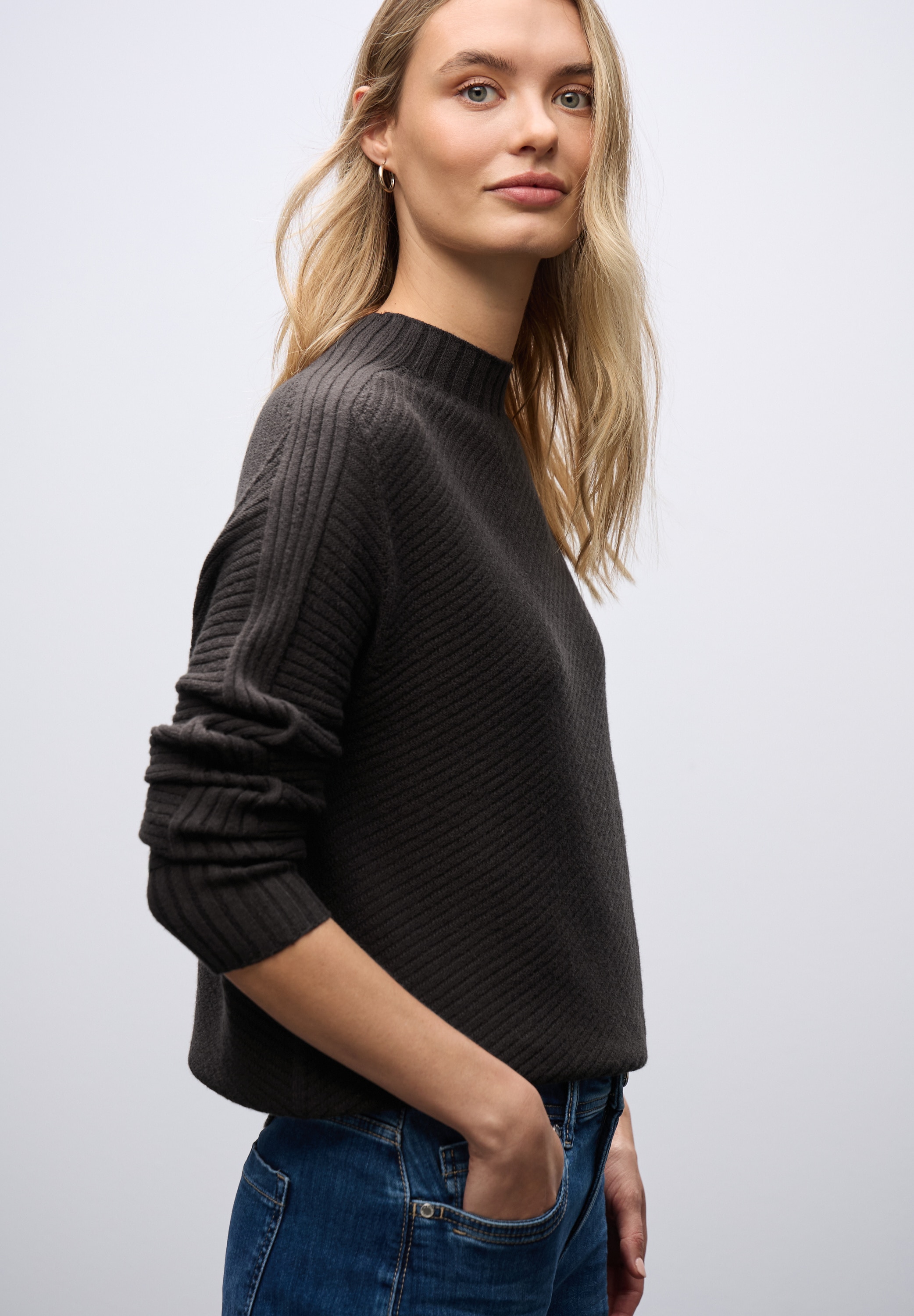 STREET ONE Pull en tricot mit Struktur und Stehkragen/Turtleneck