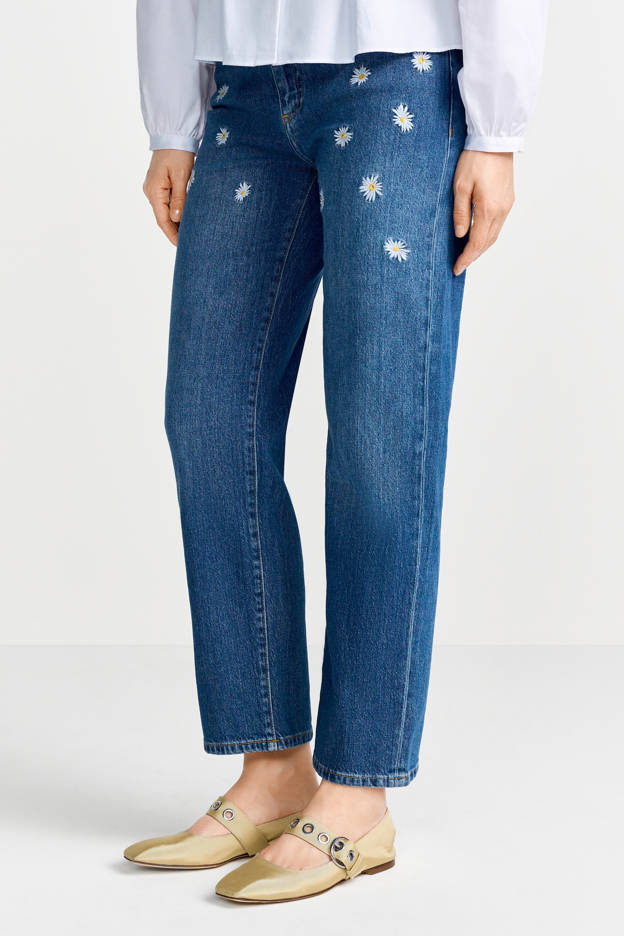Image of RICHROYAL Relax-fit-Jeans mit hochwertigen Blütenstickereien