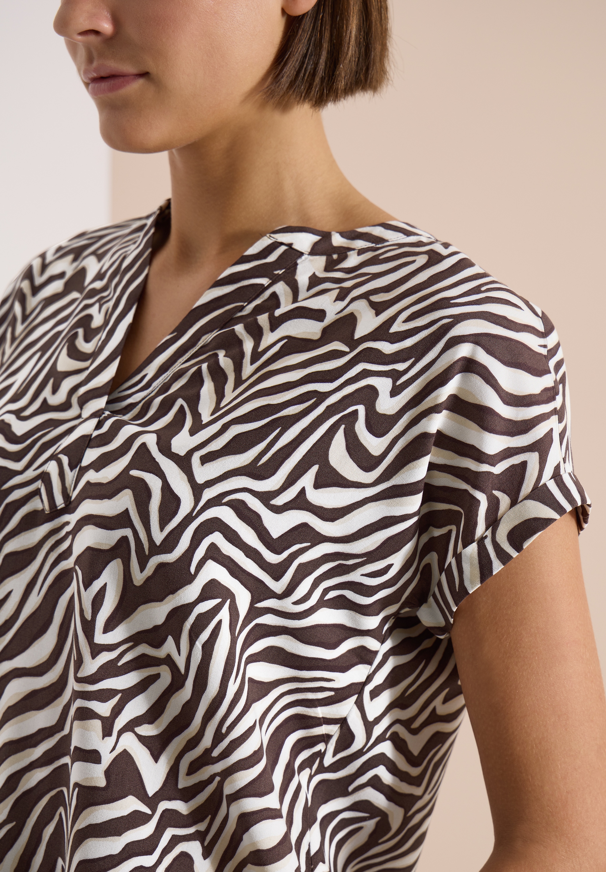 Cecil Shirtbluse Sommerbluse mit Split Neck und Zebra-Print