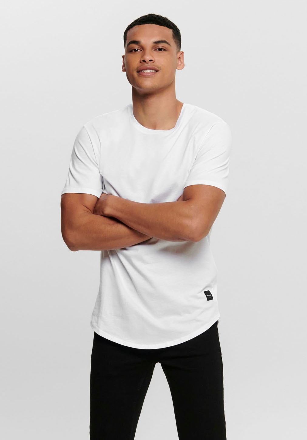 Image of ONLY & SONS Rundhalsshirt "ONSMATT LONGY SS TEE NOOS"