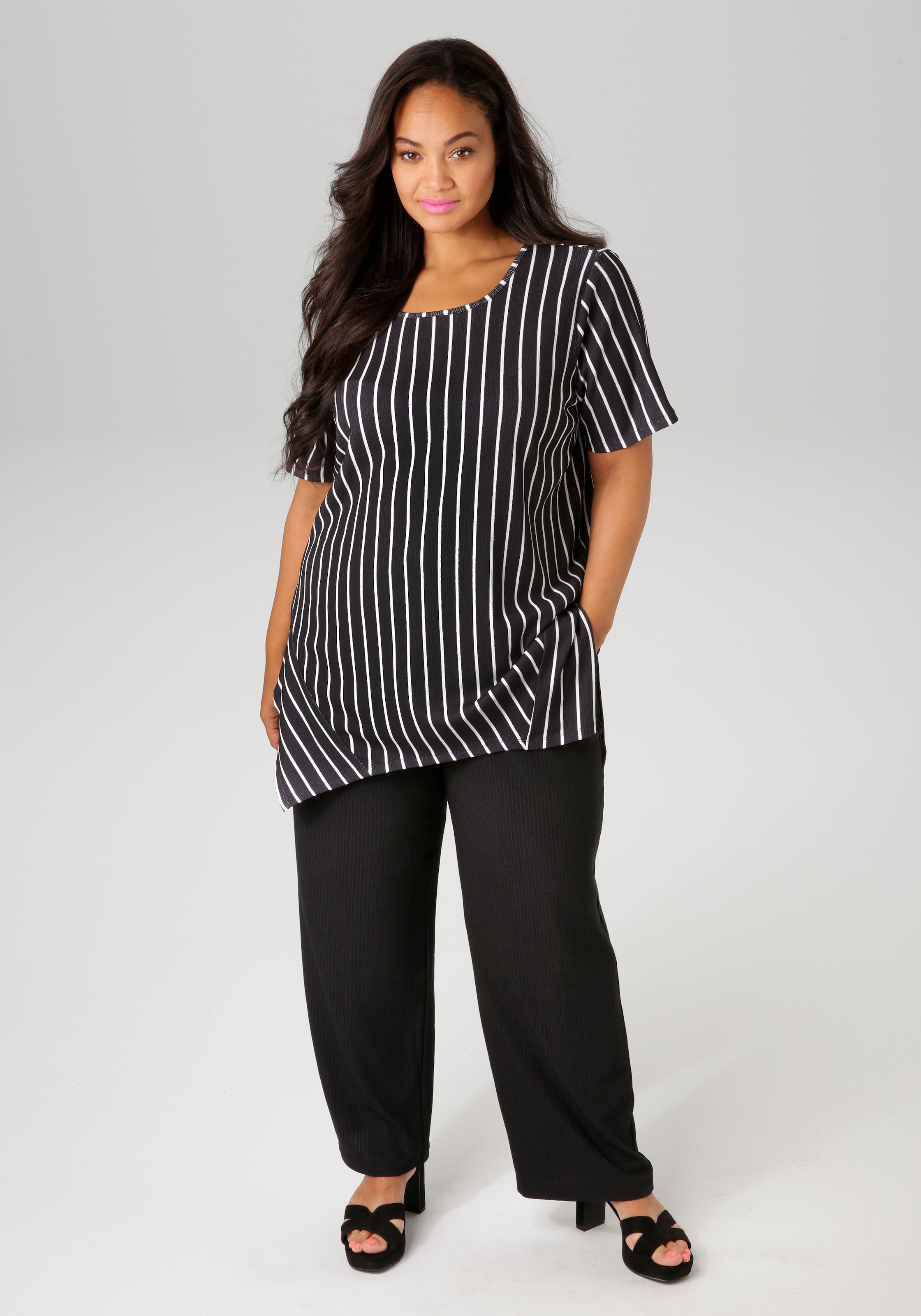 Aniston PLUS Blusenshirt, mit dezenter Streifenlook Struktur