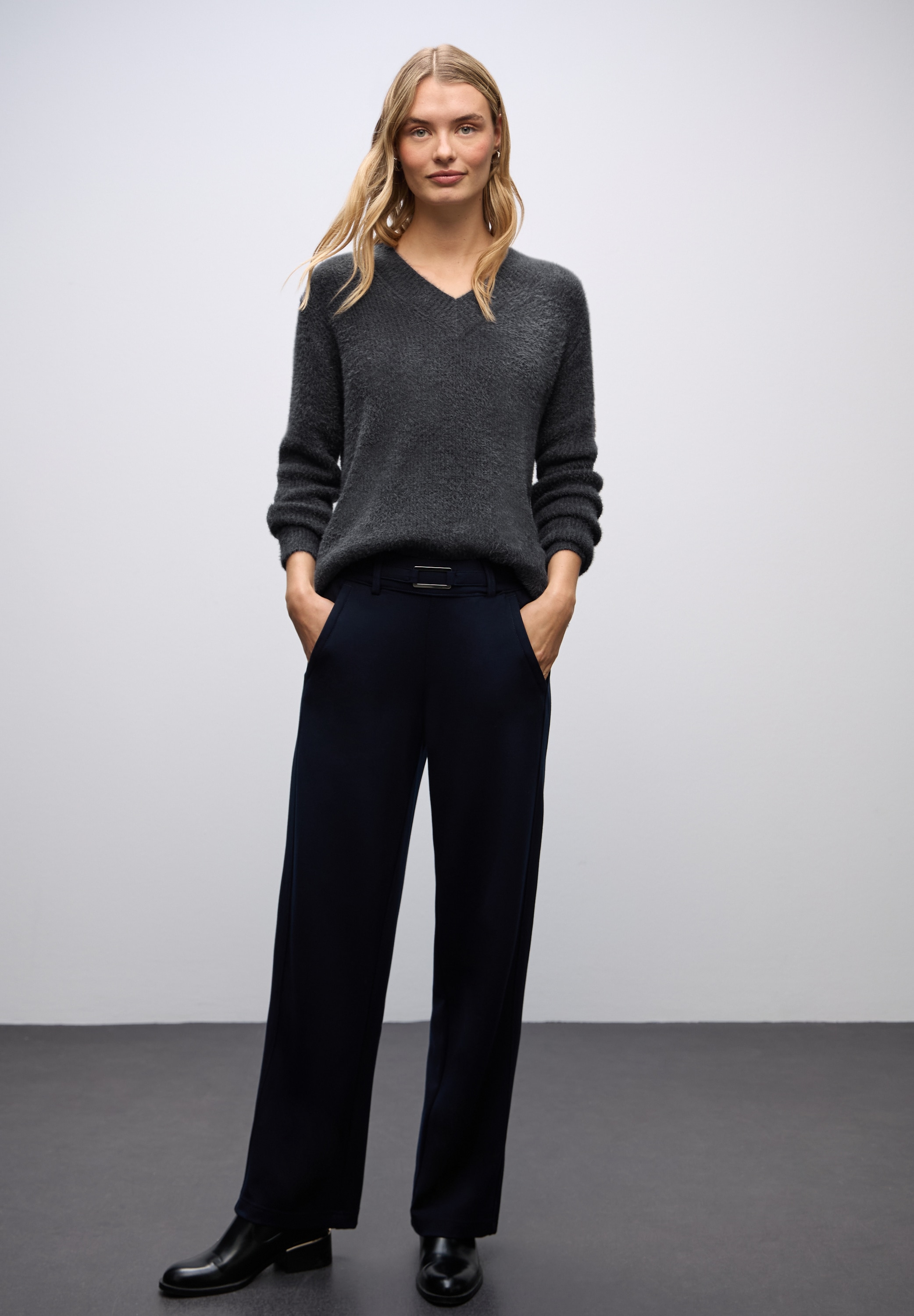 STREET ONE V-Ausschnitt-Pullover mit Rippbündchen