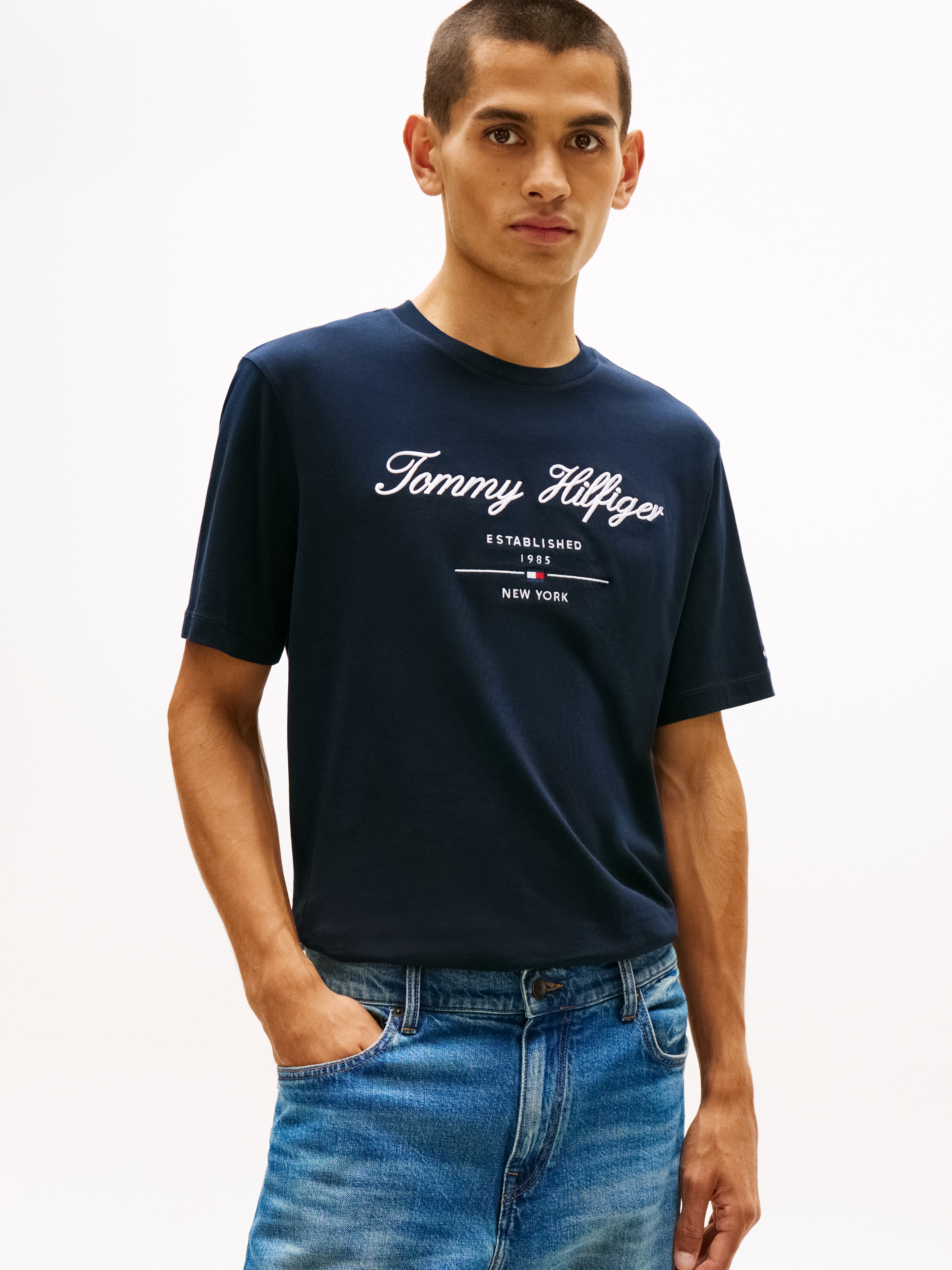 Image of Tommy Hilfiger T-Shirt "SCRIPT LOGO TEE" mit aufgesticktem Logo