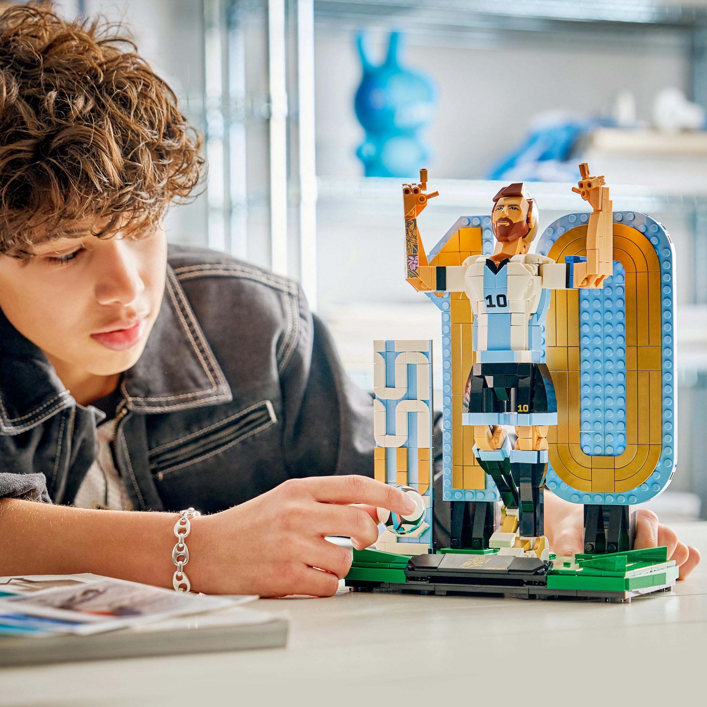 LEGO® Pions de construction »Lionel Messi – Fussballlegende (43015), LEGO Editions Football«