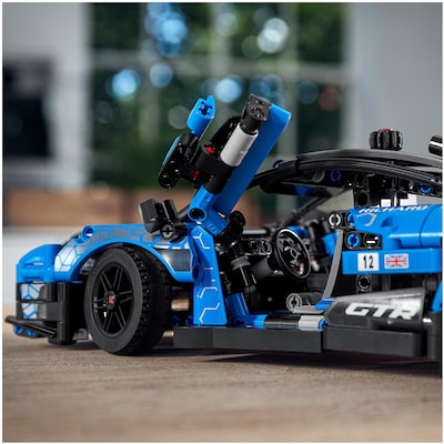 LEGO Technic Rennfahrzeig