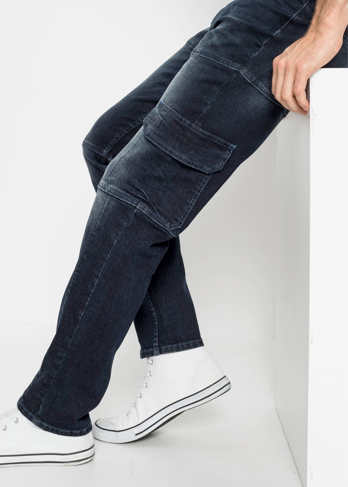 bonprix Jeans cargo »Slim Fit Cargo-Stretch-Jeans, Straight« Slim Fit, aus Baumwolle und Elasthan, mit gewaschener Optik
