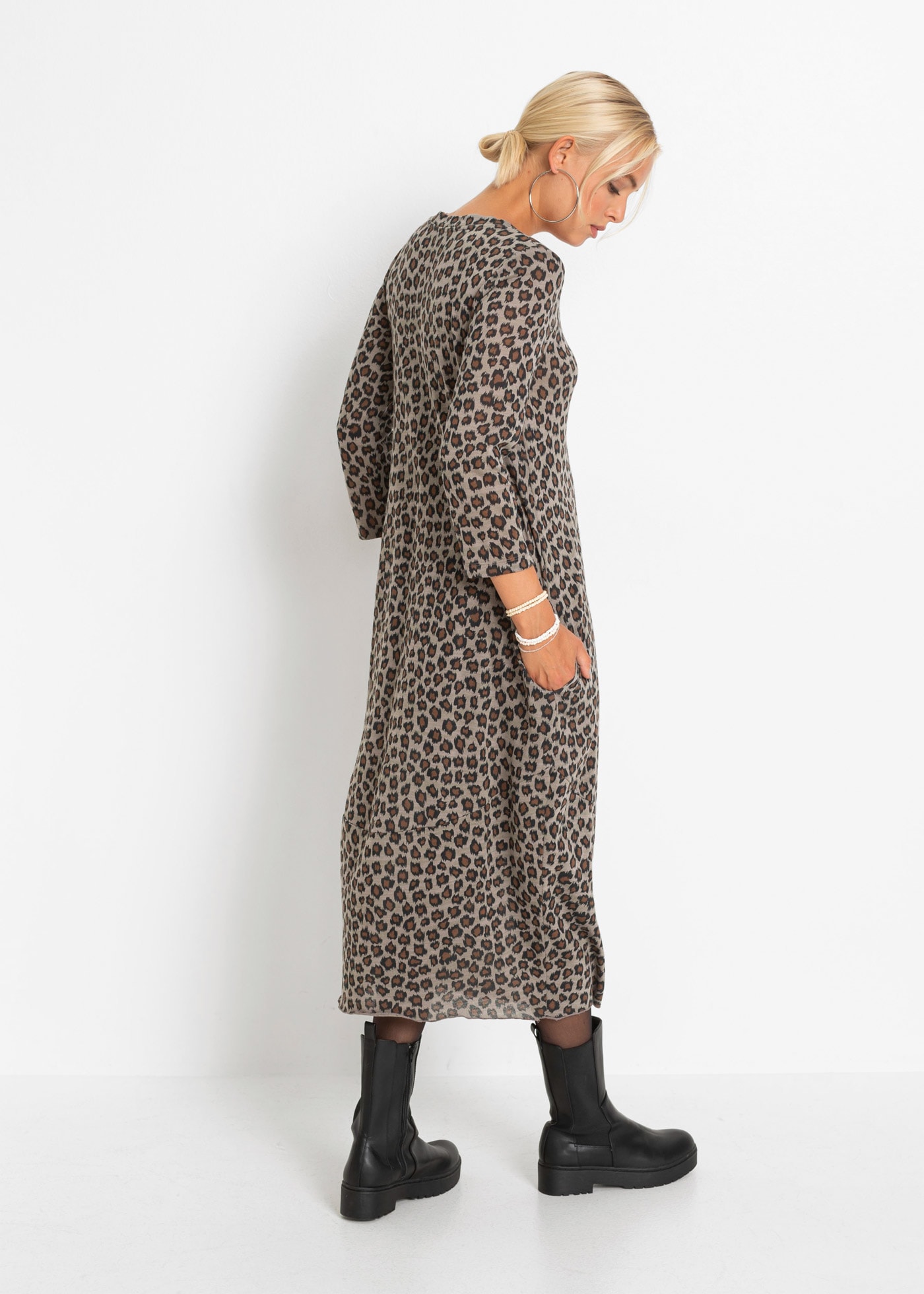 bonprix Shirtkleid für Alltag, aus Polyester und Baumwolle, mit O-Shape, in Ballonform