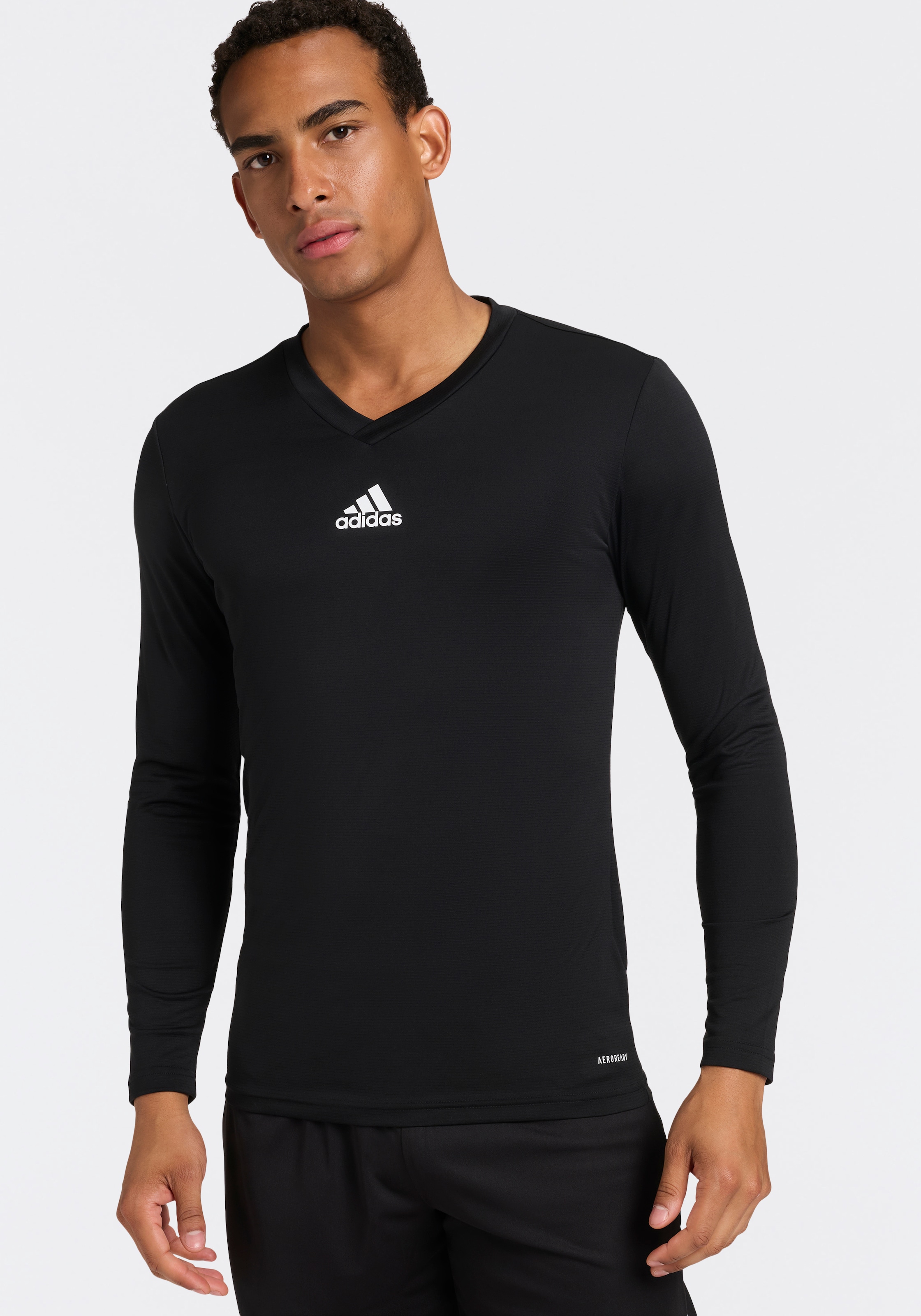 adidas Performance Langarmshirt »TEAM BASE LONGSLEEVE« mit V-Ausschnitt, ohne Verschluss, in normaler Länge