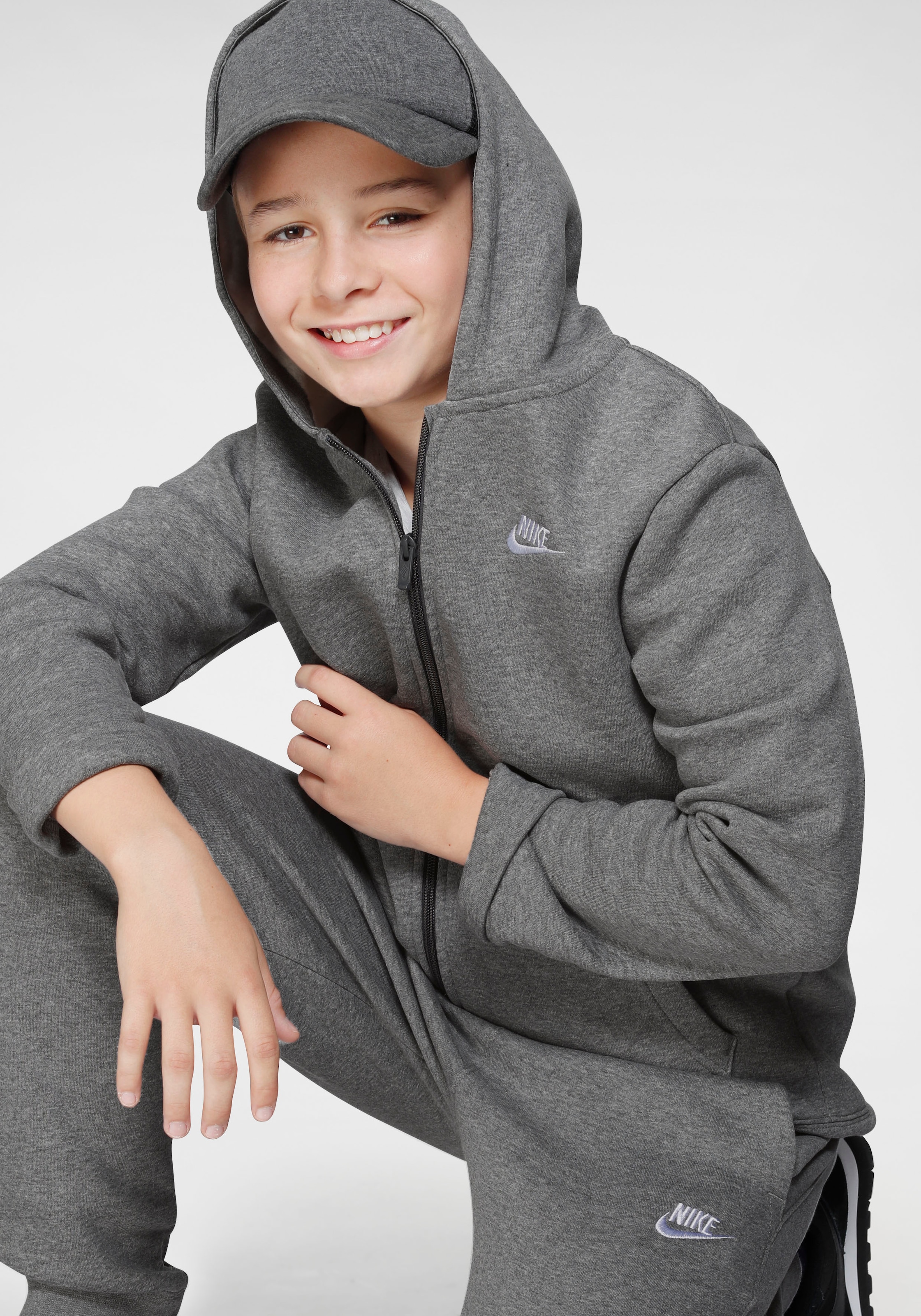 Modische für CORE«, 2 »NSW kaufen Sportswear Kinder Jogginganzug tlg.), Nike versandkostenfrei (Set,