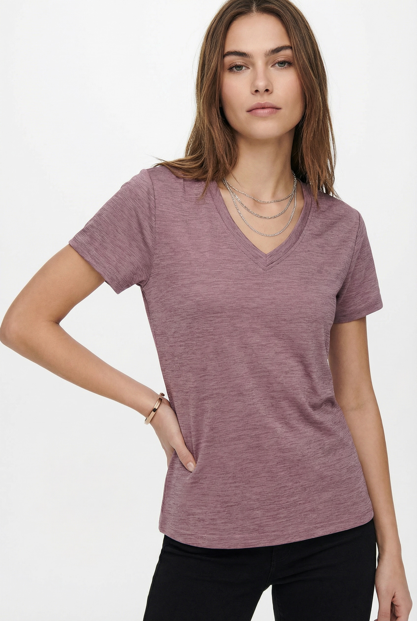 Image of ONLY Play Trainingsshirt "ONPCORE LIFE VN SS REG TEE NOOS" mit reflektierenden Details