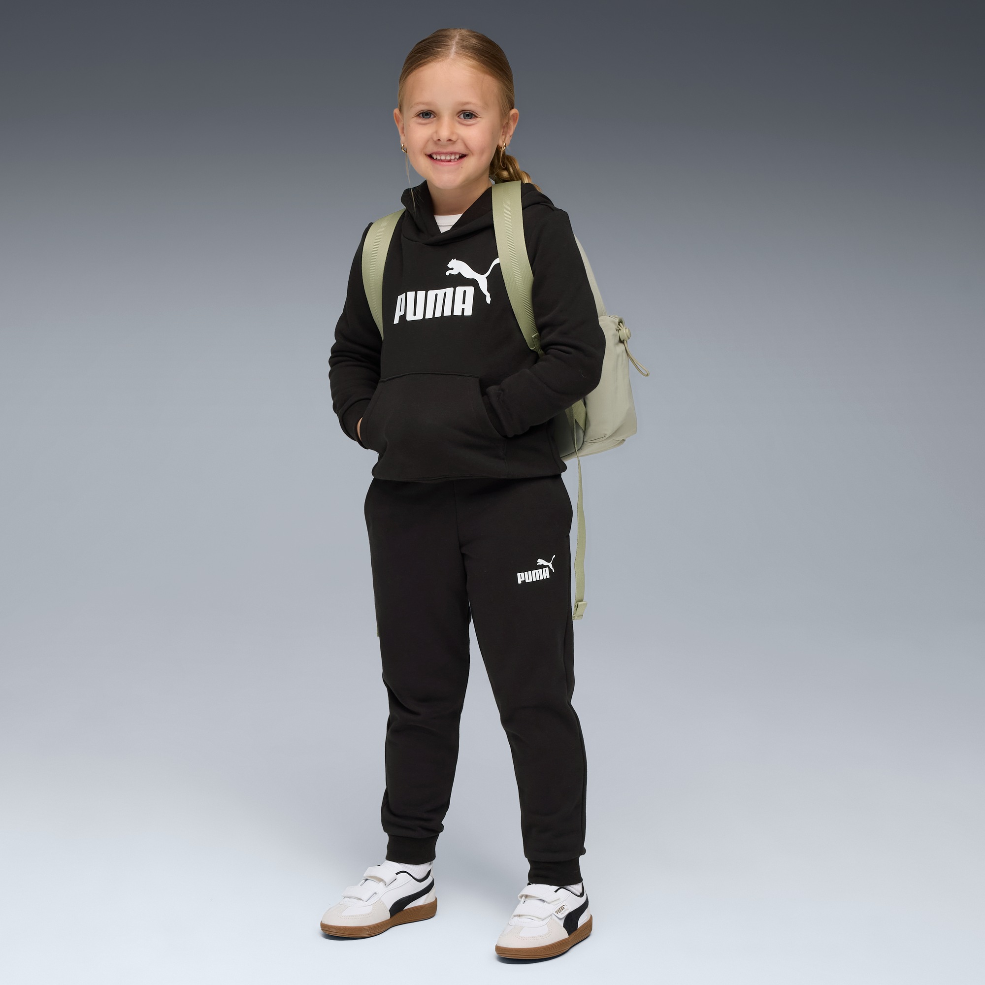 Image of PUMA Trainingsanzug "ESS NO1 LOGO SWEAT SUIT FL PS" 2 Stk. mit Kapuze, bequeme Passform