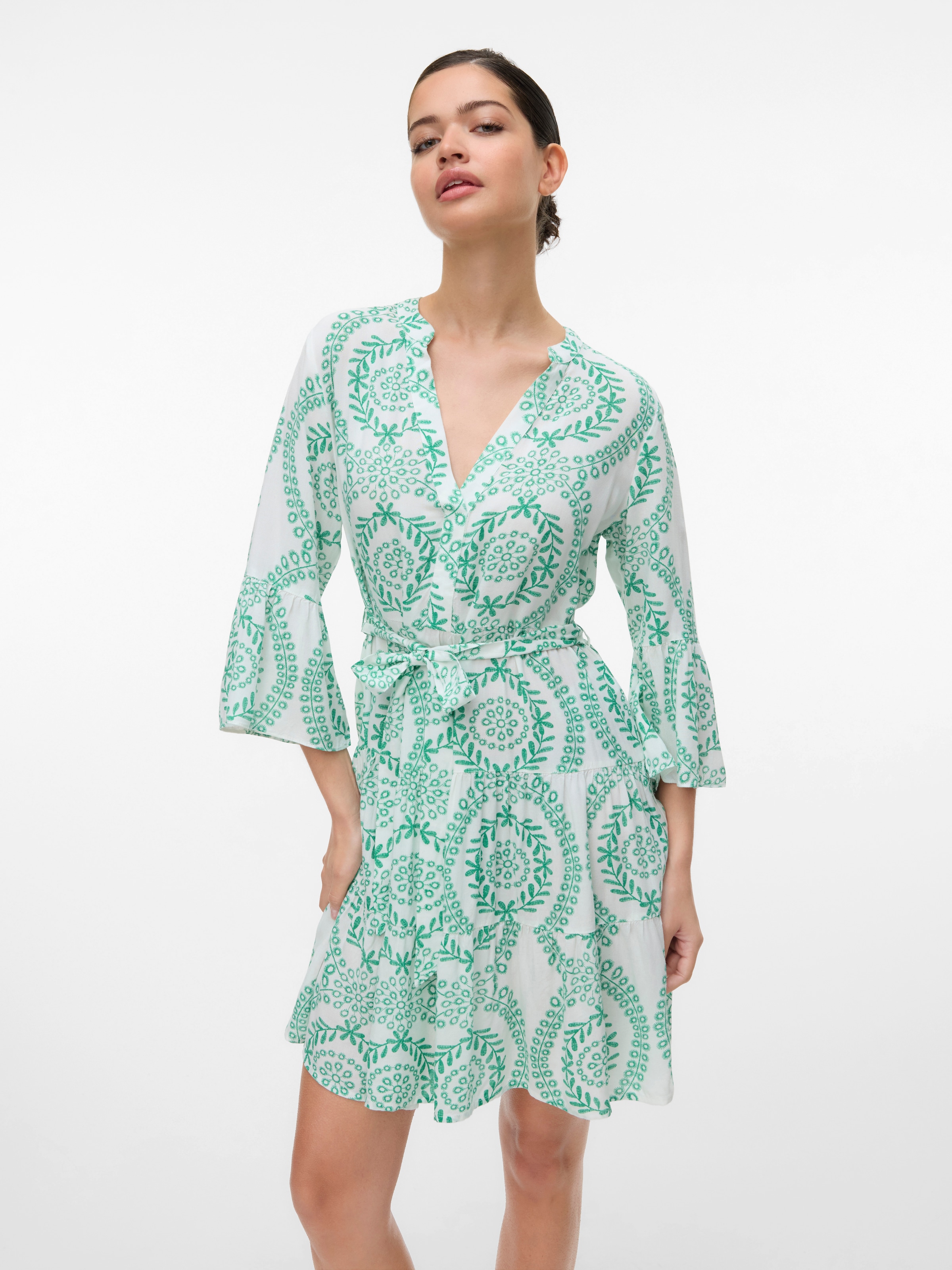 Image of Vero Moda Tunikakleid "VMMELBA 3/4 SHORT BELT DRESS WVN GA NOOS" Sommerkleid, mit Volant und Taillen-Bindegürtel