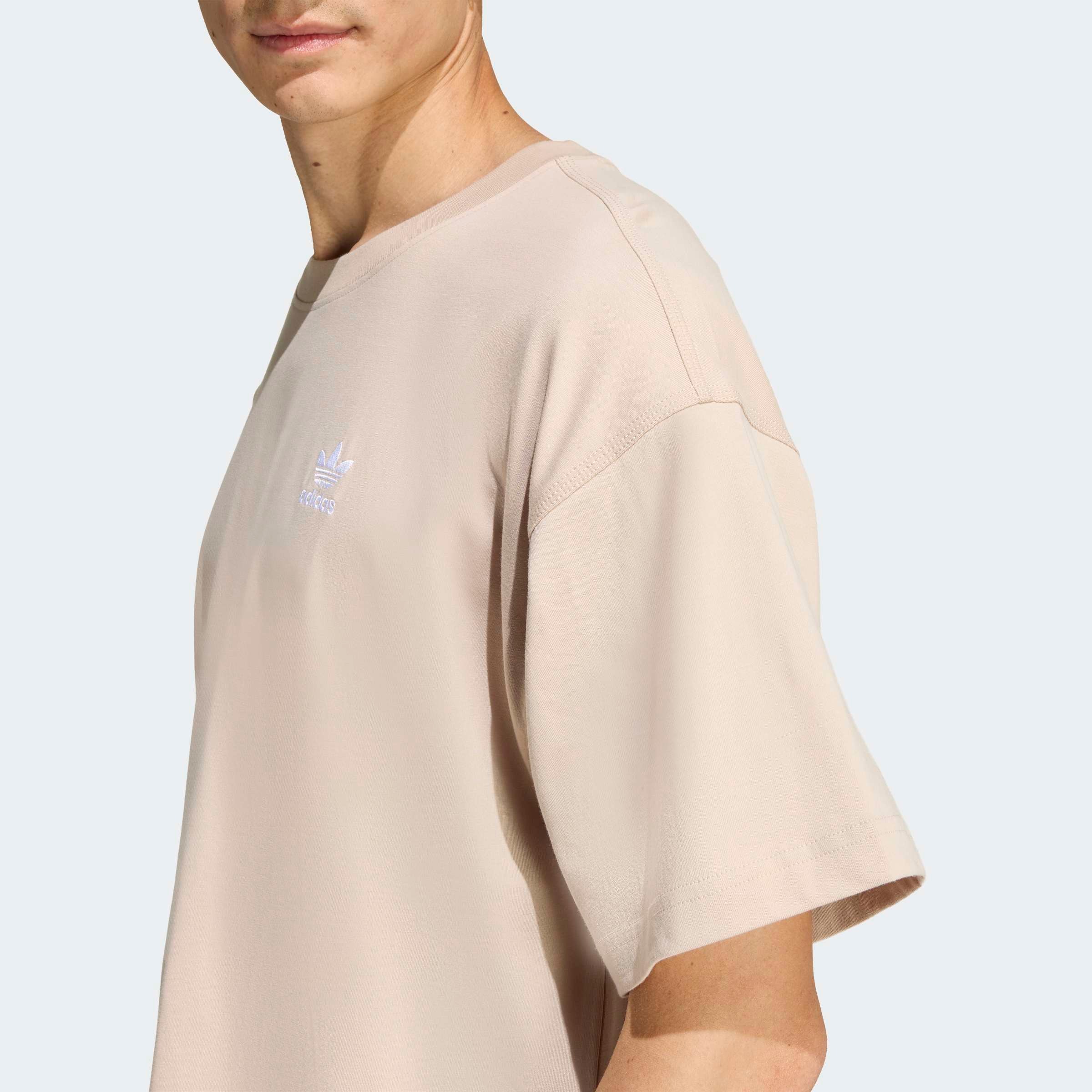 adidas Originals T-shirt »ESS OS TEE« avec encolure ronde côtelée, manches courtes, sans fermeture