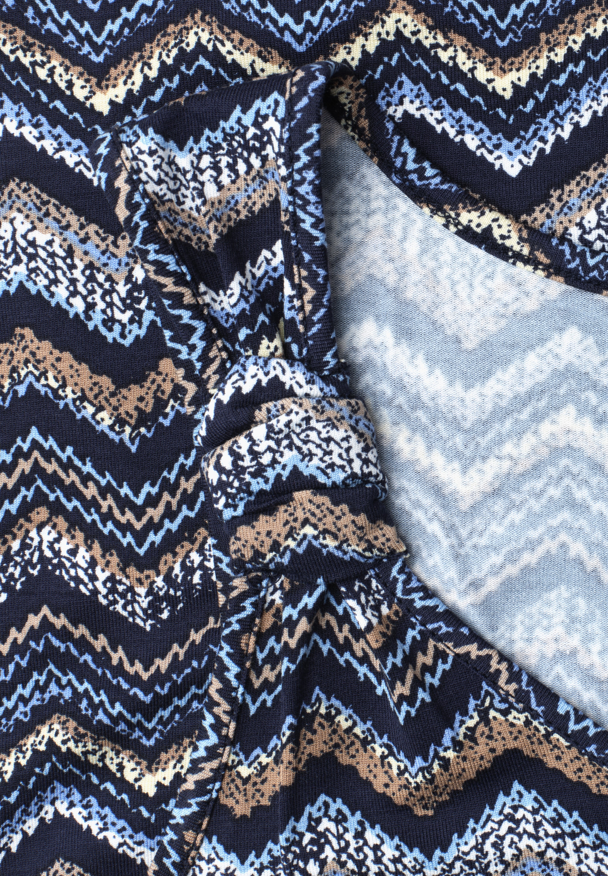 STREET ONE Haut de chemise Sommertop mit grafischem Muster