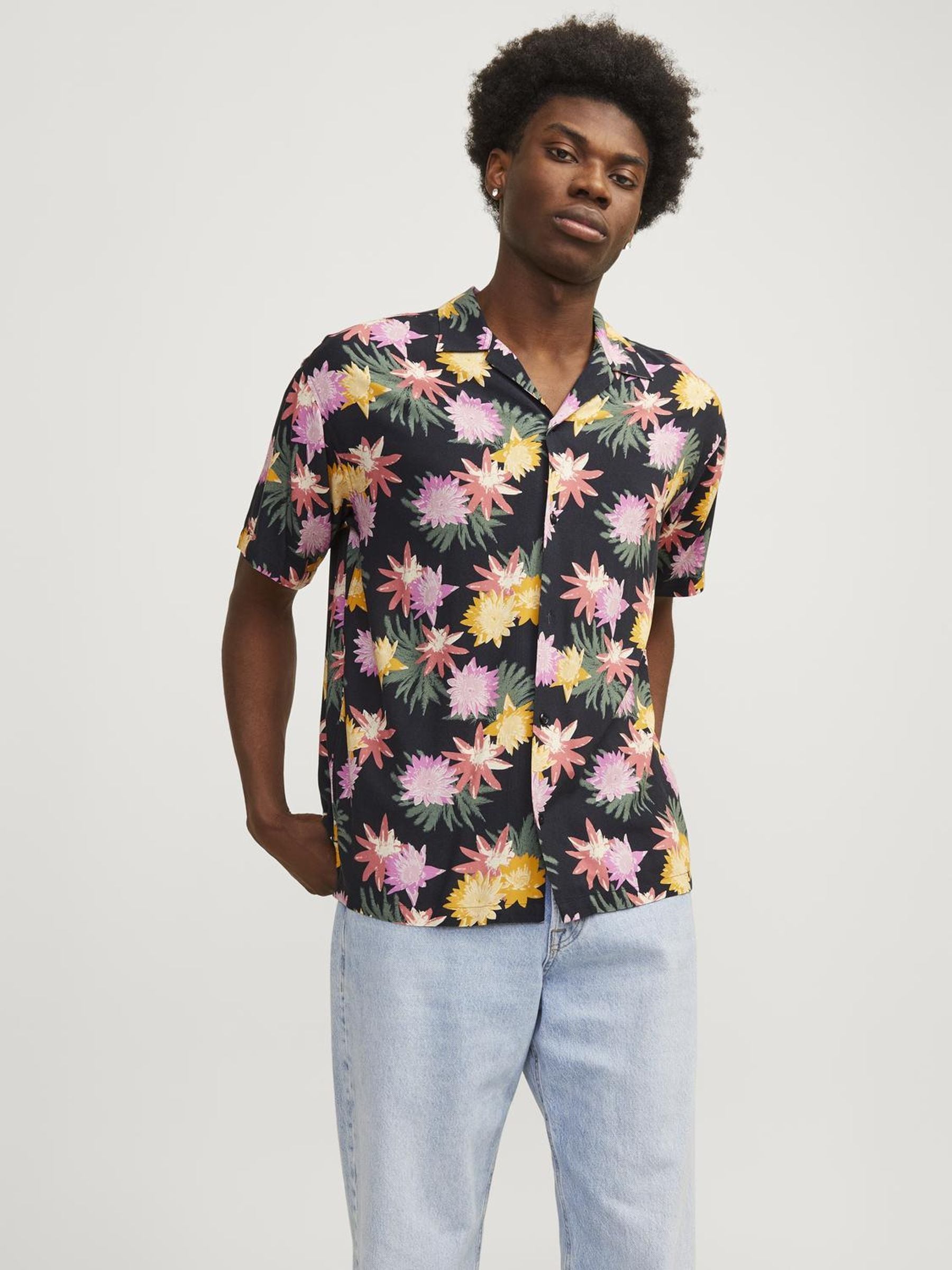 Jack & Jones Hawaiihemd »JORLUKE TAMPA AOP SHIRT SS SN«