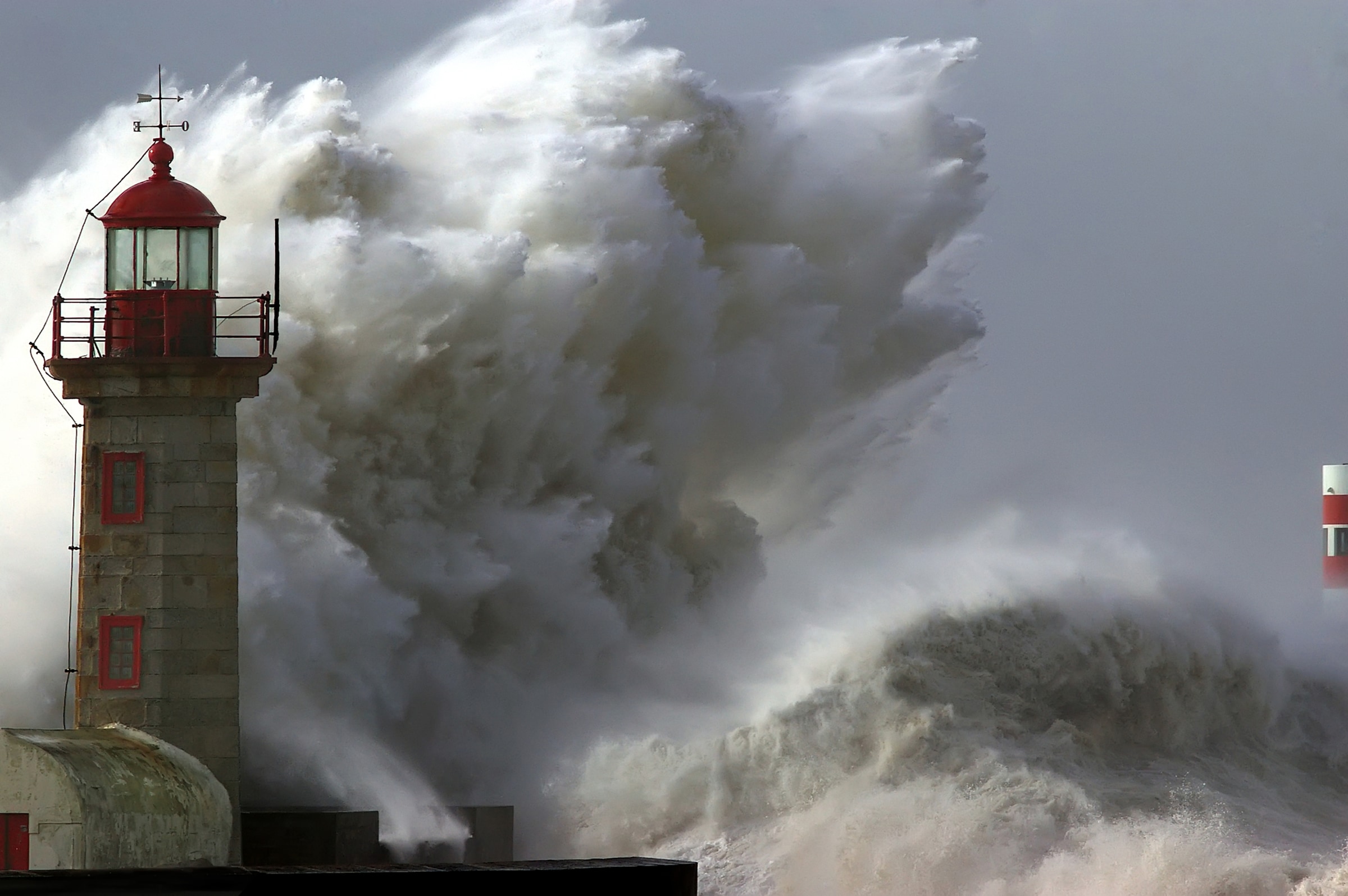 Image of Papermoon Fototapete "Lighthouse in Storm" glatt